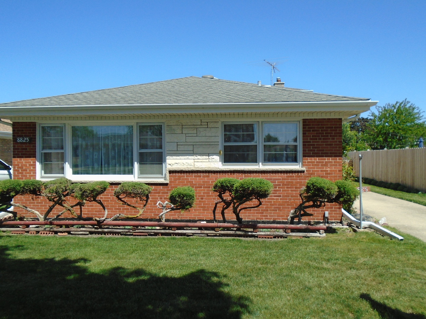 8825 Oriole Avenue