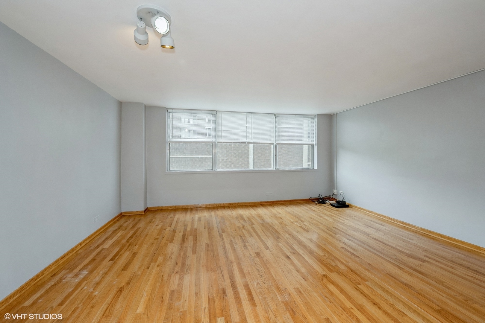 6301 N Sheridan Road Unit: 4C