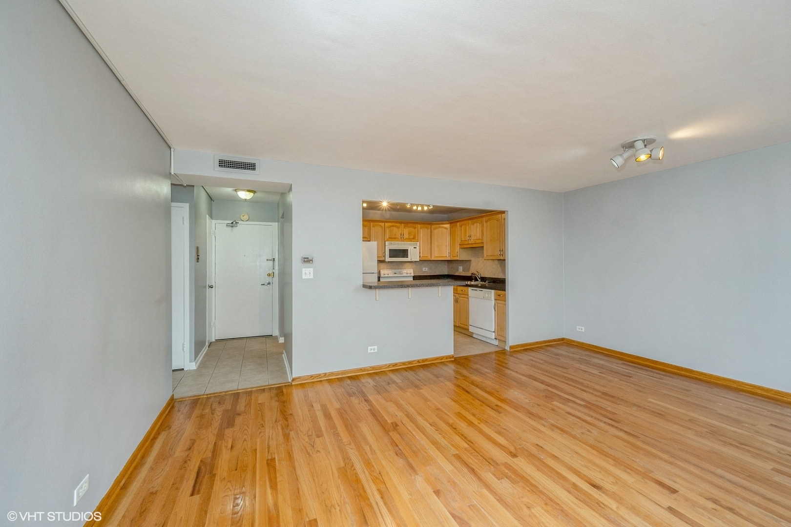 6301 N Sheridan Road Unit: 4C