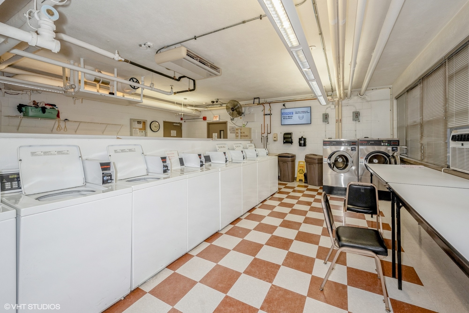 6301 N Sheridan Road Unit: 4C