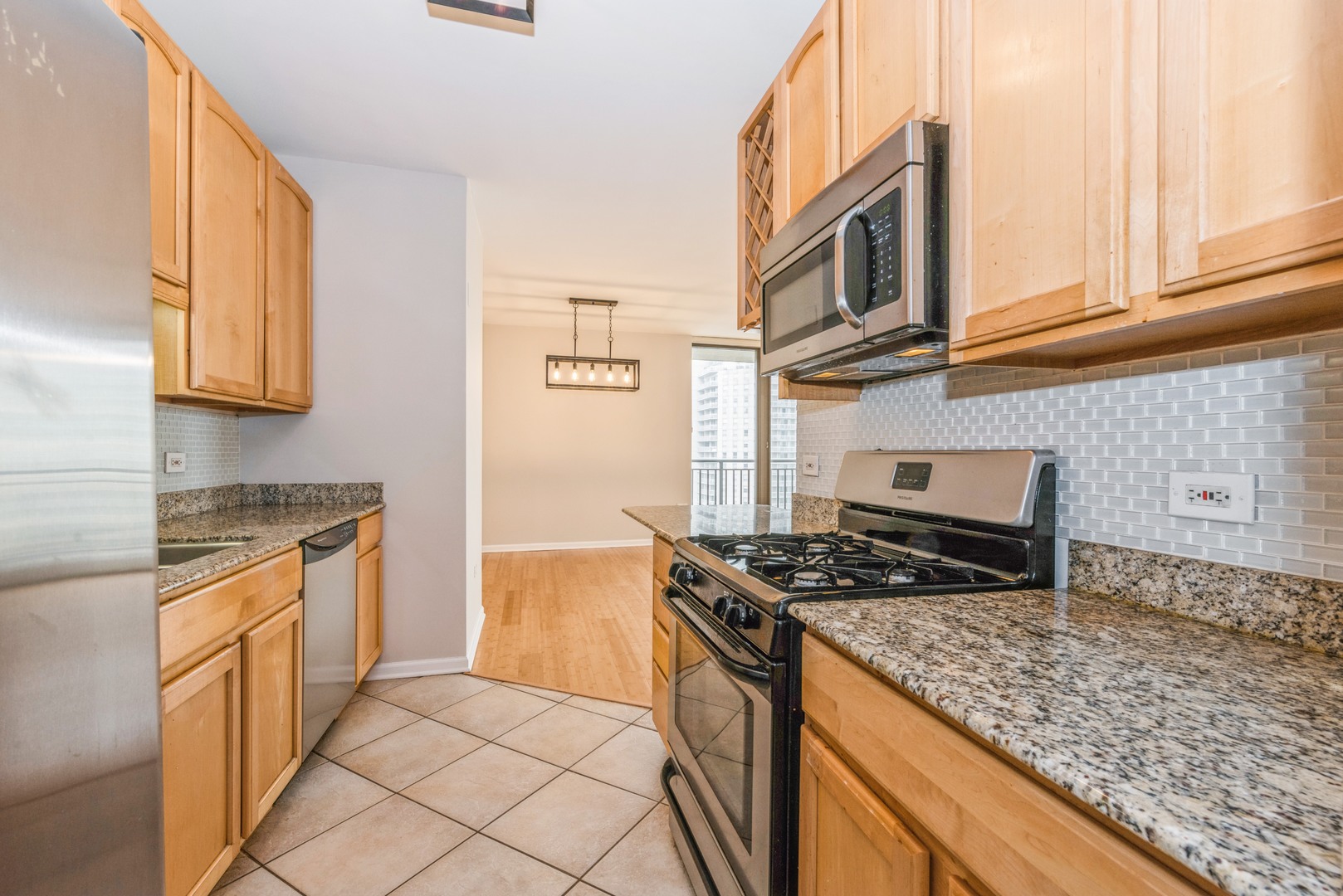 630 N STATE Street Unit: 2508