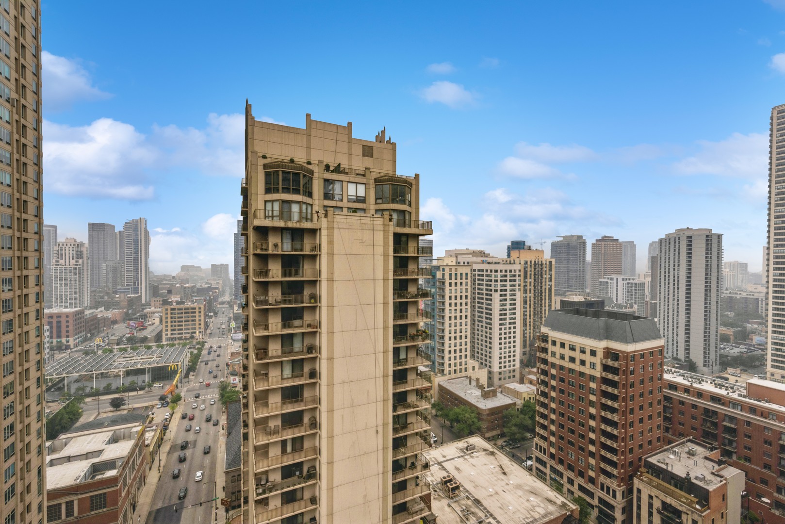 630 N STATE Street Unit: 2508