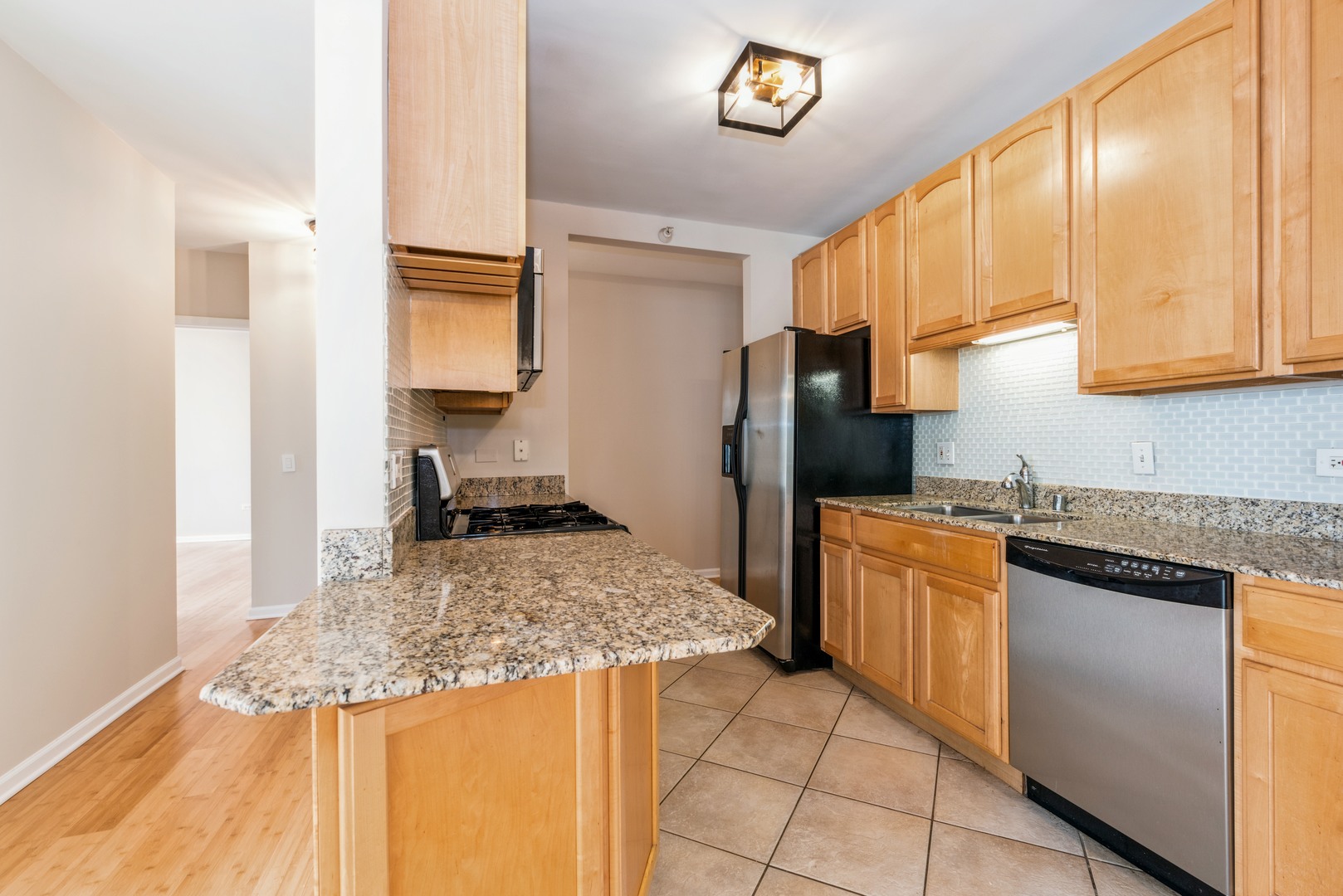 630 N STATE Street Unit: 2508