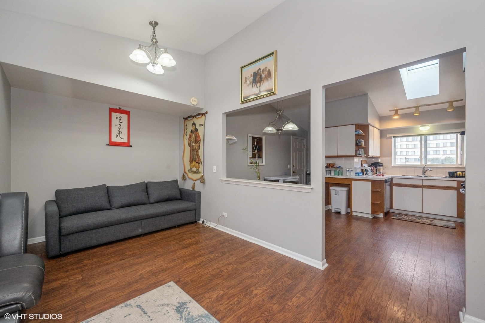 5357 N East River Road Unit: 803