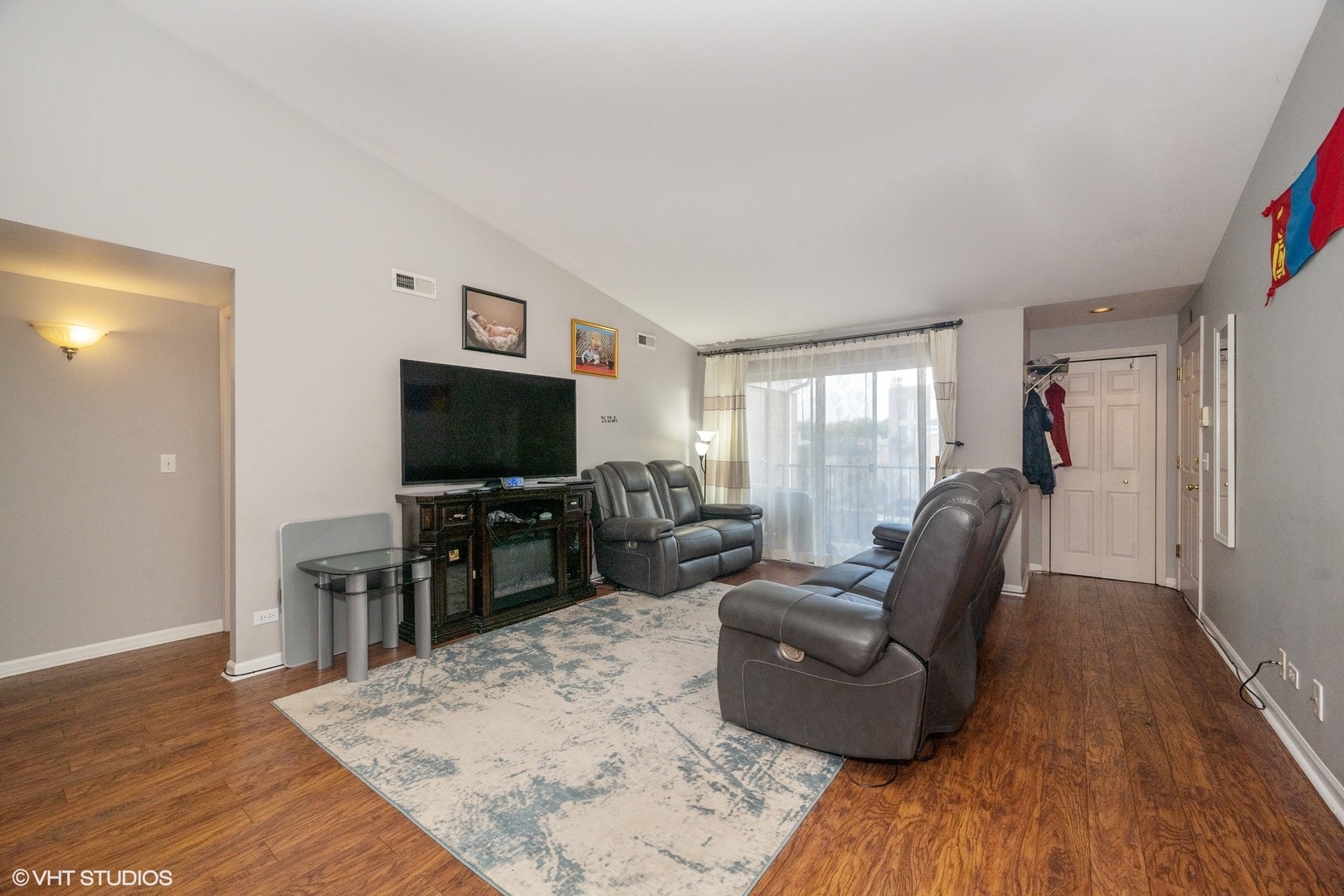 5357 N East River Road Unit: 803