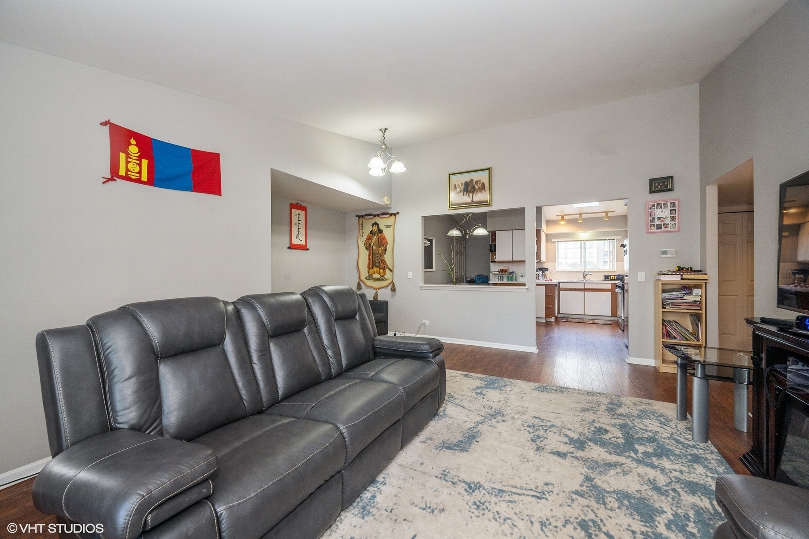 5357 N East River Road Unit: 803