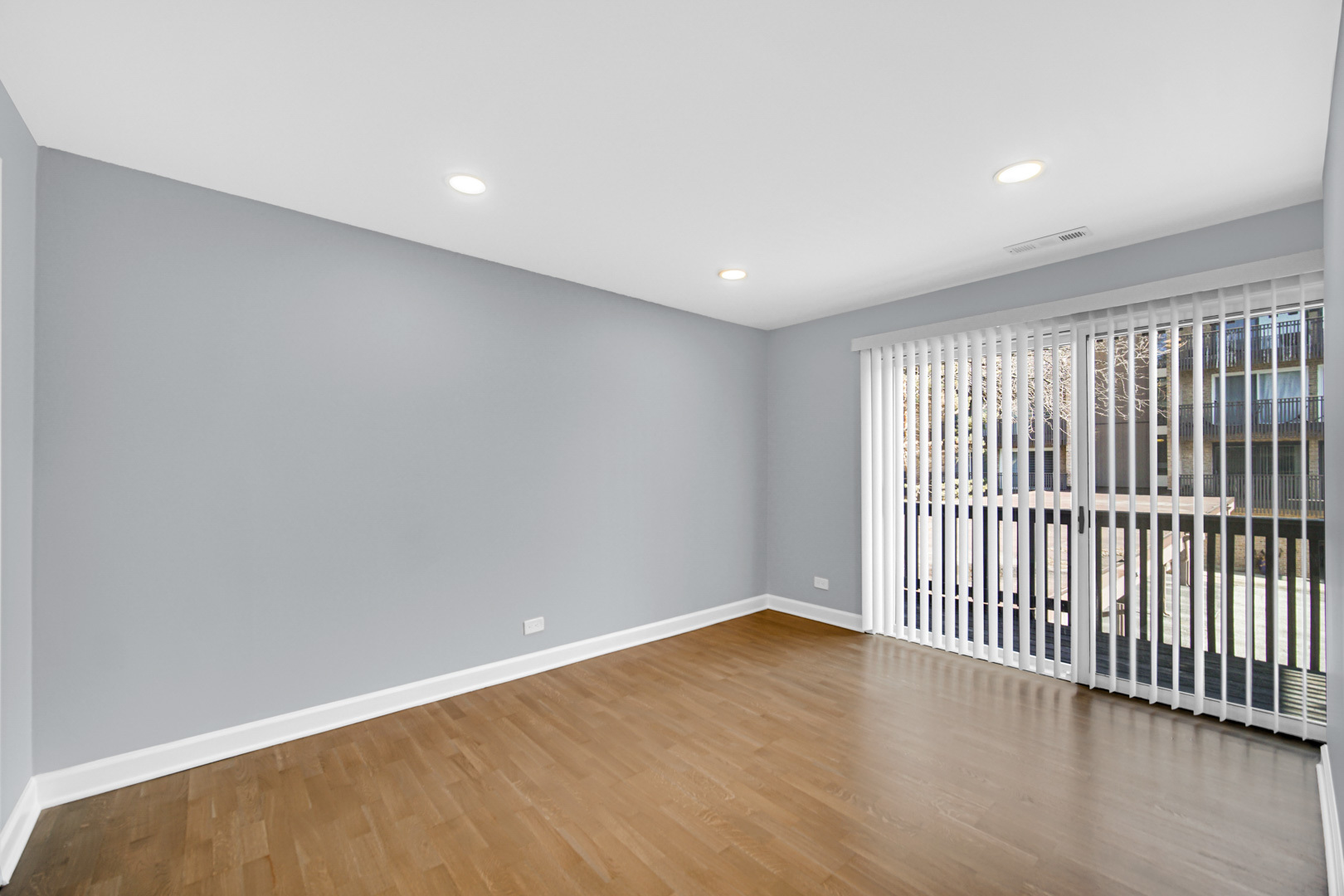 1915 Tanglewood Drive Unit: 2D