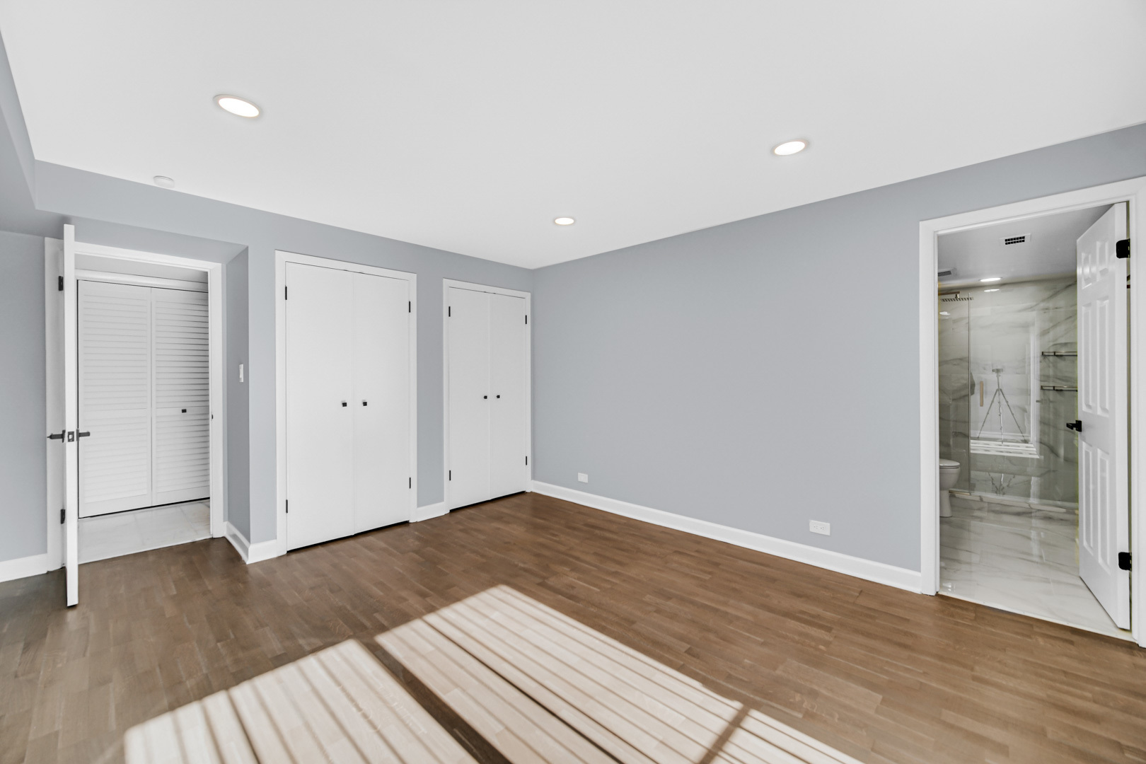 1915 Tanglewood Drive Unit: 2D