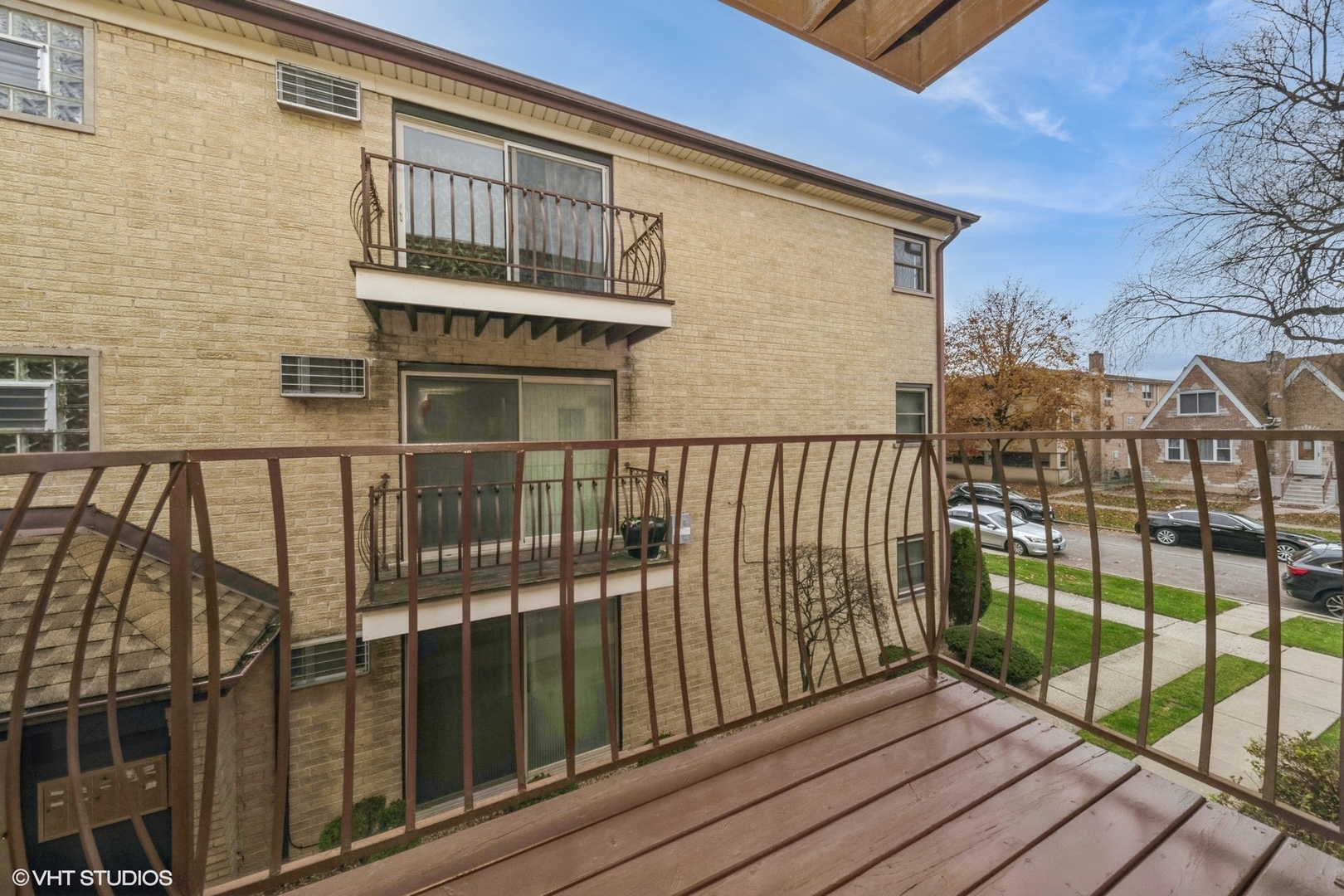 2431 N 77th Avenue Unit: 2W