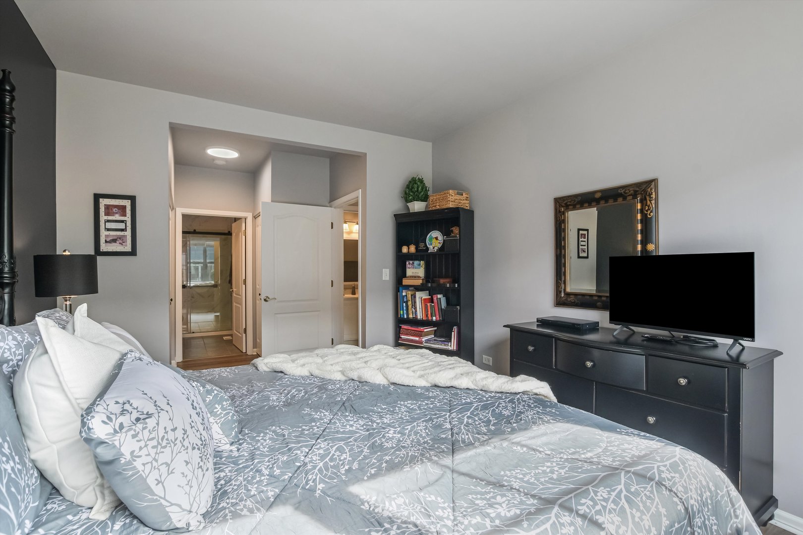 2562 GOLF RIDGE Circle Unit: 2562