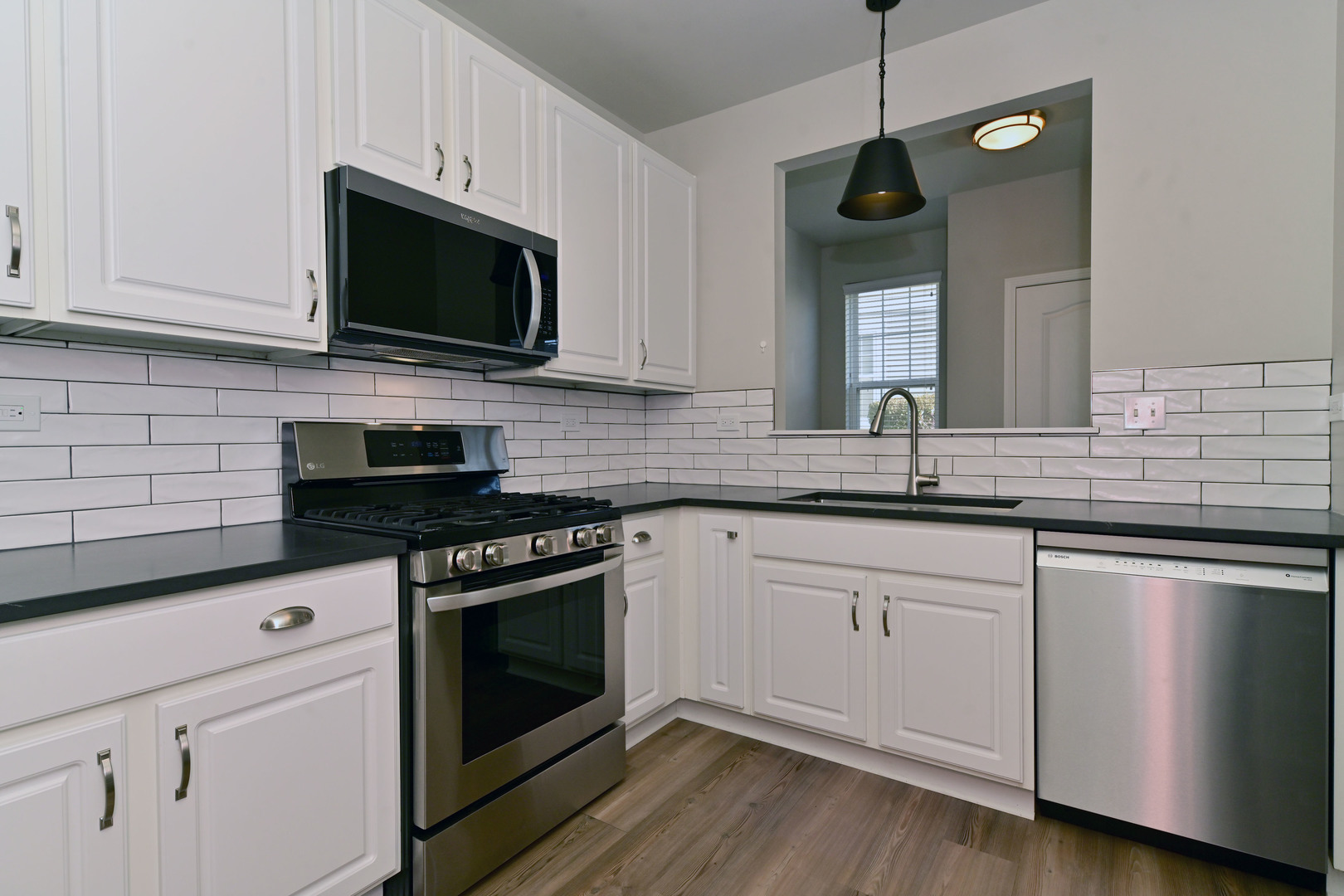 2562 GOLF RIDGE Circle Unit: 2562