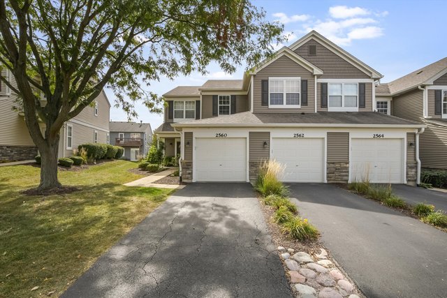 2562 GOLF RIDGE Circle Unit: 2562