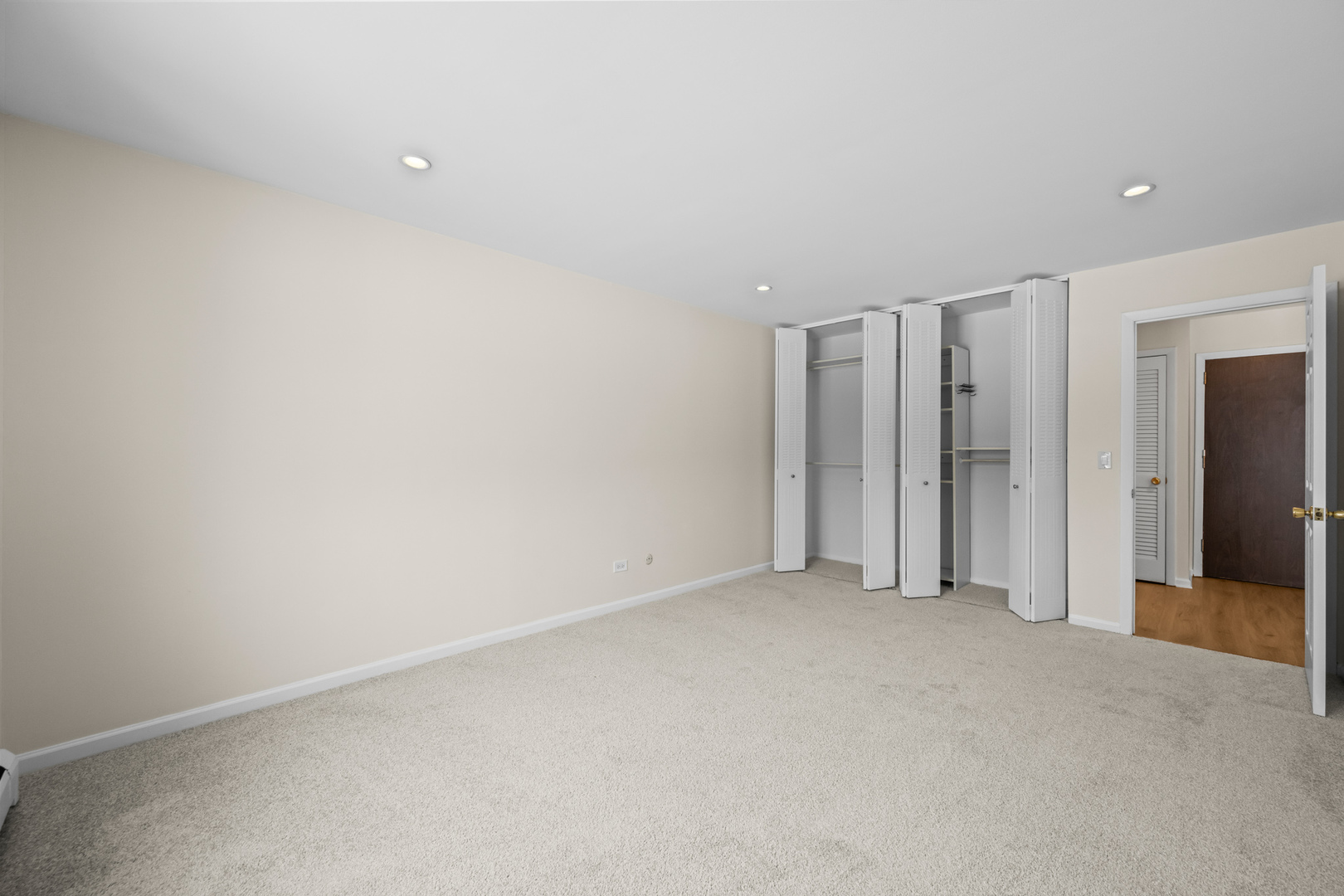 10385 Dearlove Road Unit: 2C