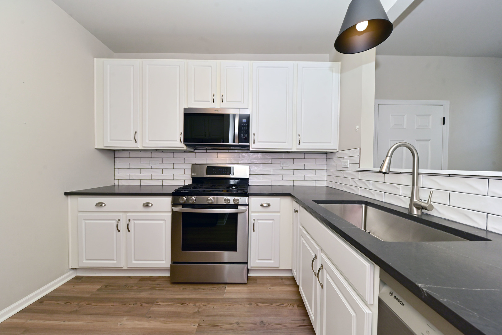 2562 GOLF RIDGE Circle Unit: 2562