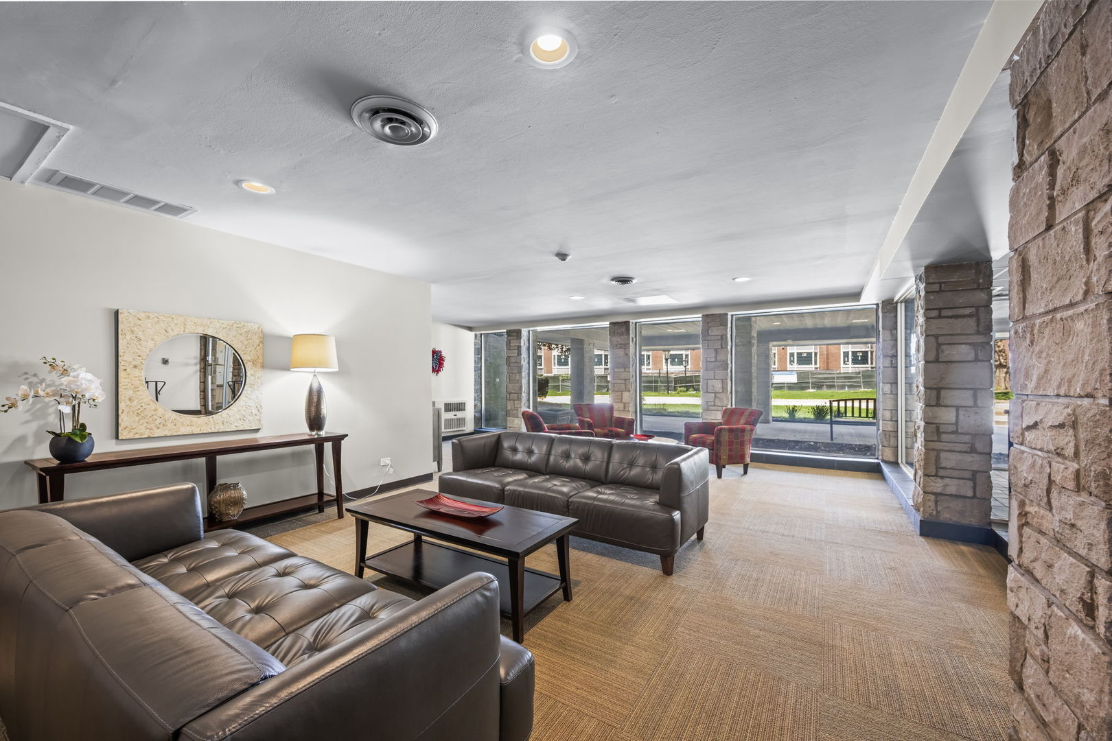 201 Thames Parkway Unit: 2K