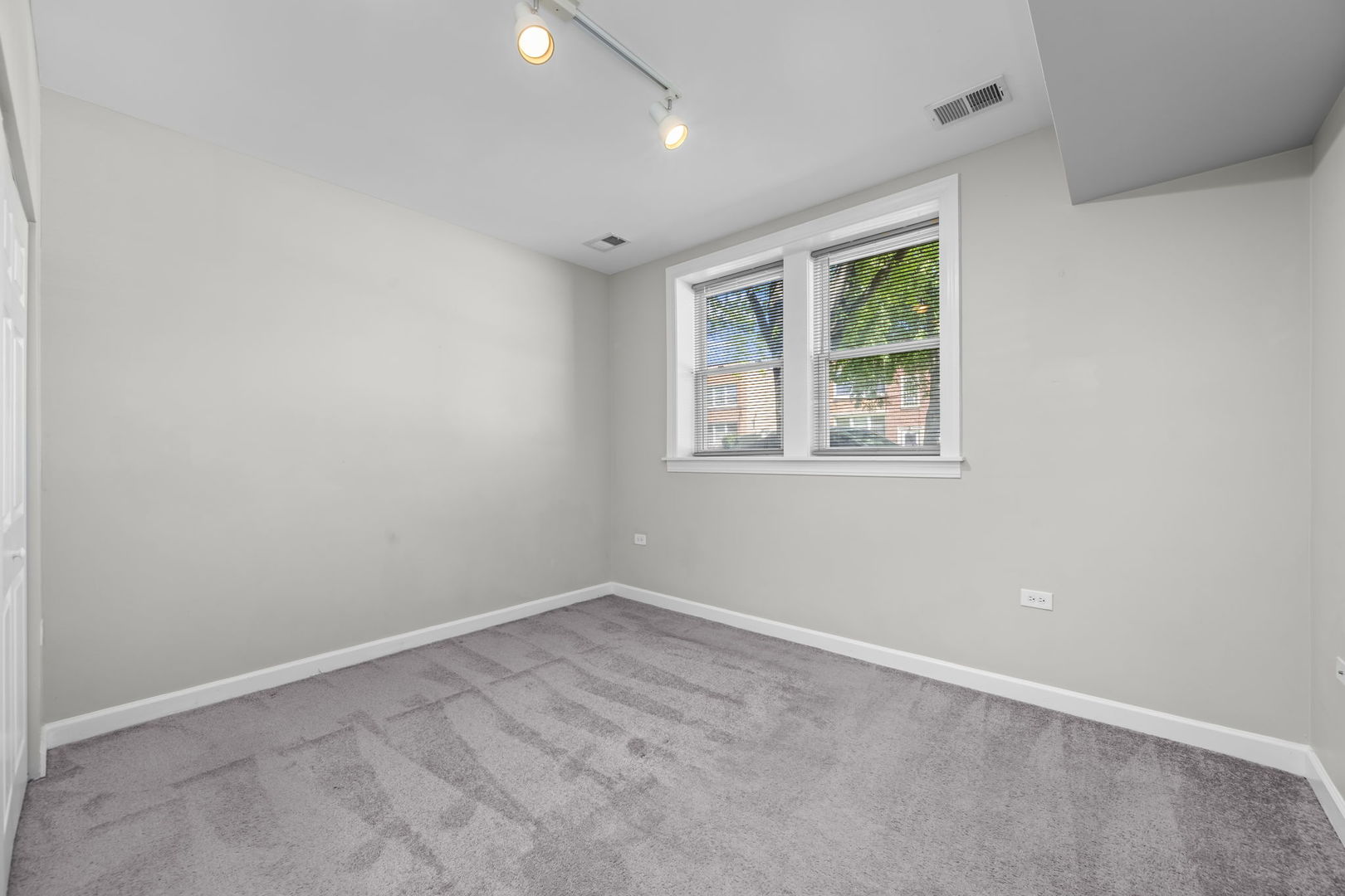 9100 Lamon Avenue Unit: 1N
