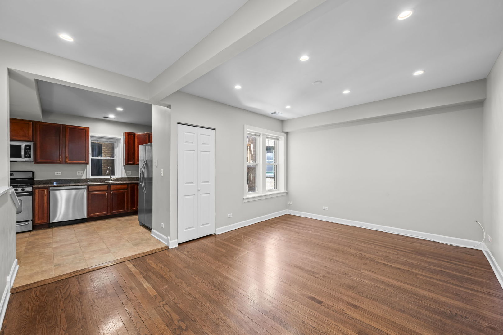9100 Lamon Avenue Unit: 1N