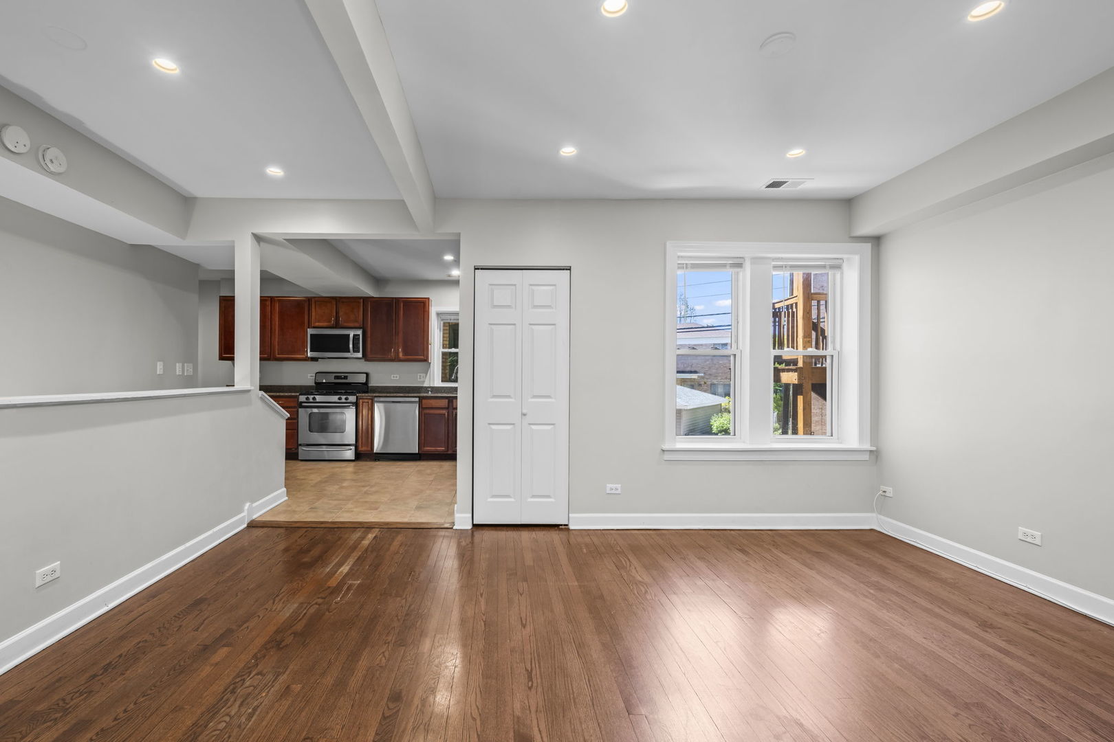 9100 Lamon Avenue Unit: 1N