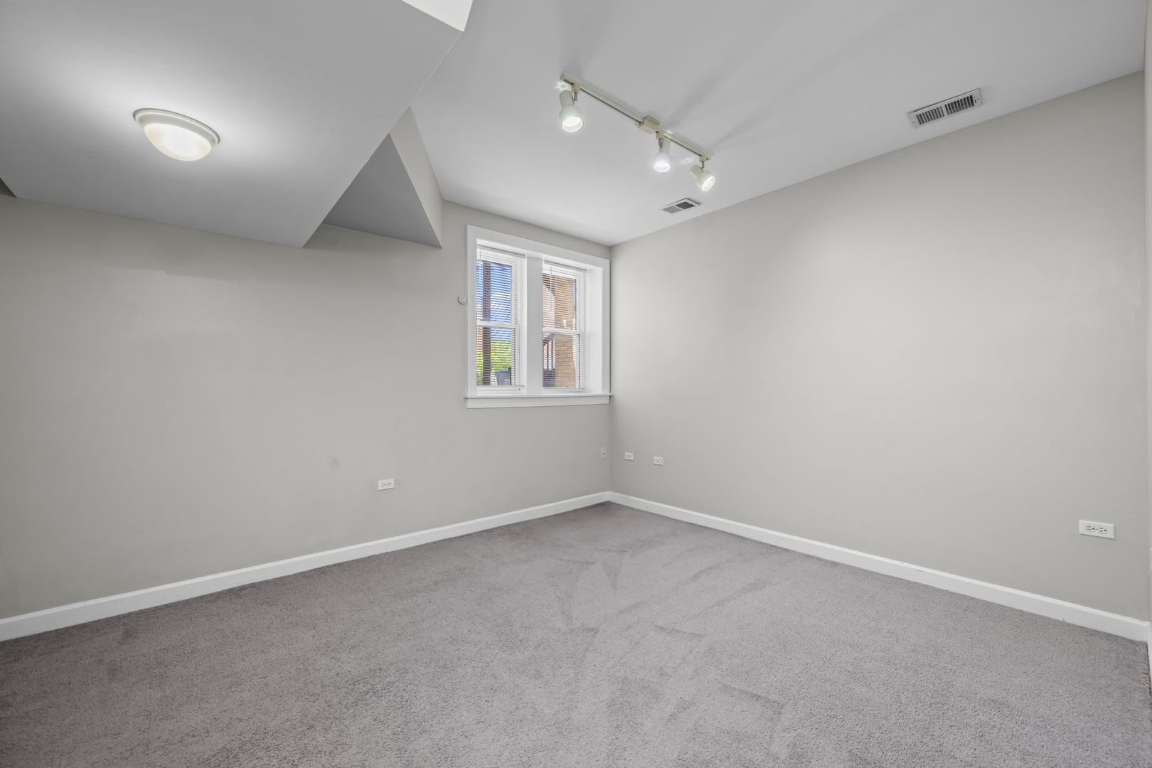 9100 Lamon Avenue Unit: 1N