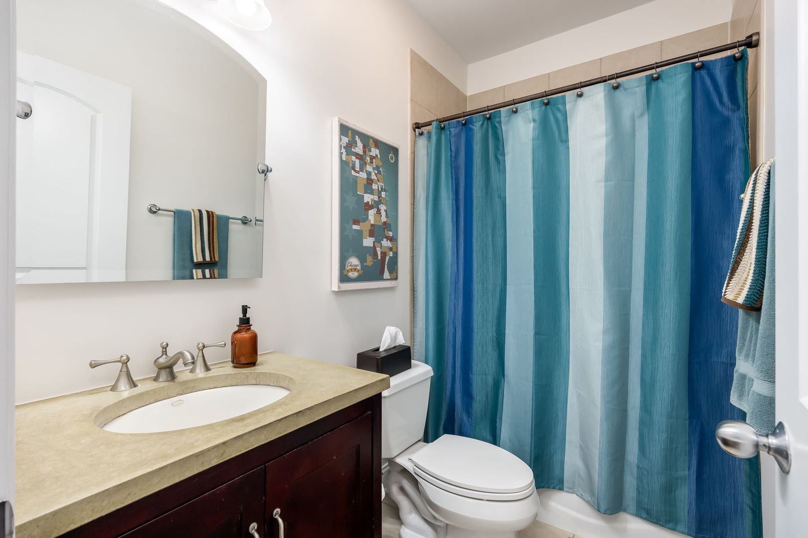 1302 W Fillmore Street Unit: 4