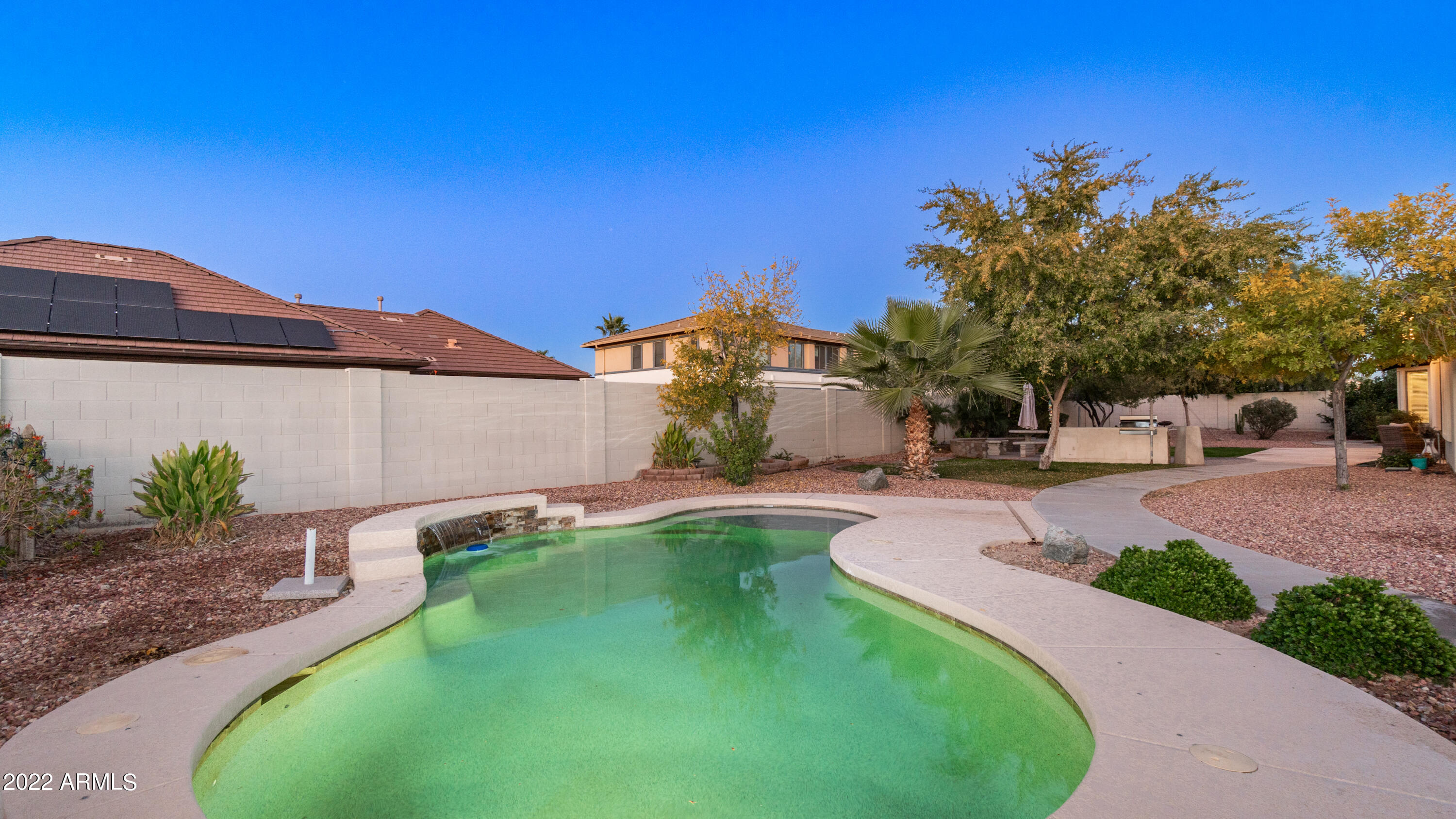 4514 W SUMMERSIDE Road