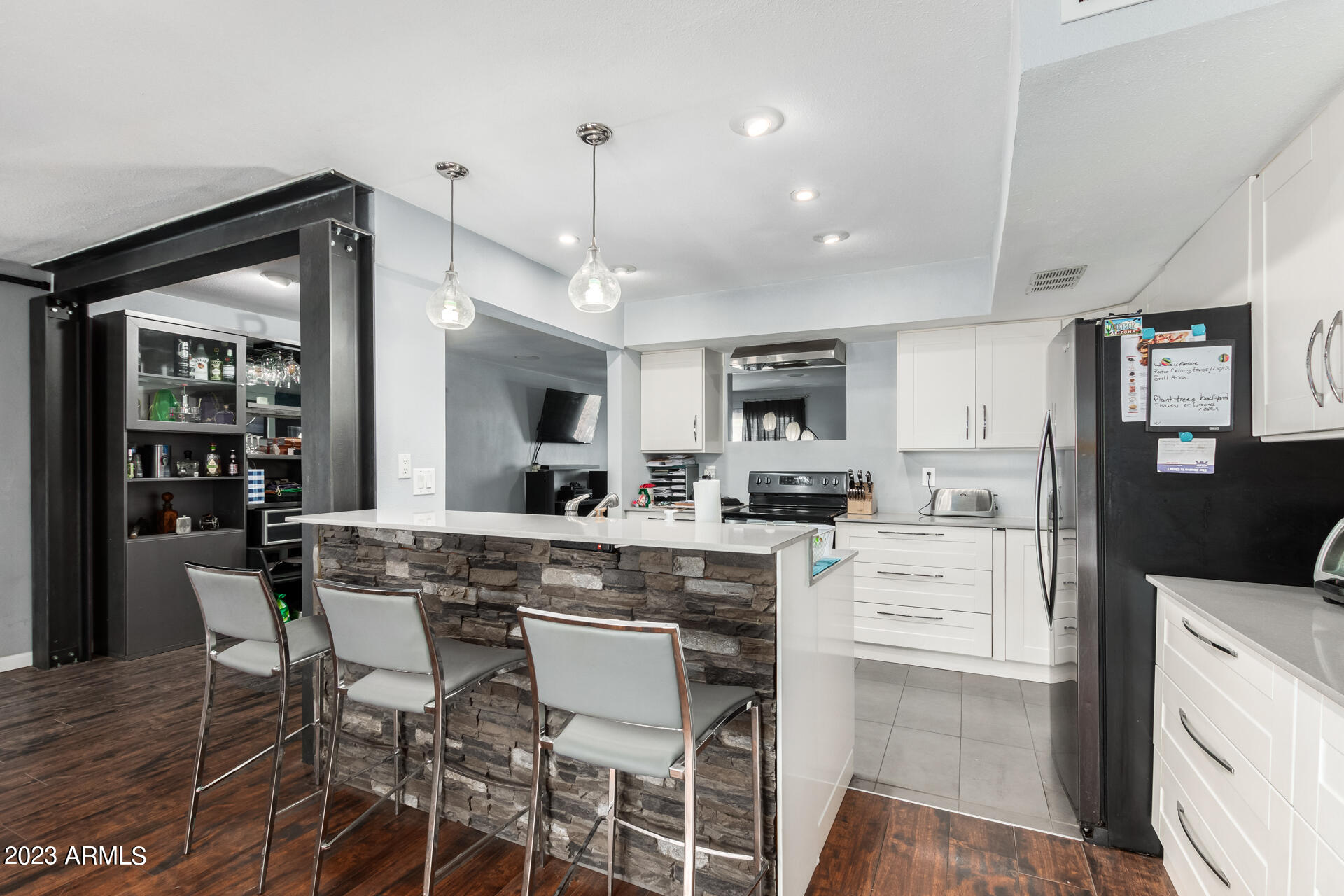 2355 W MONTE CRISTO Avenue W