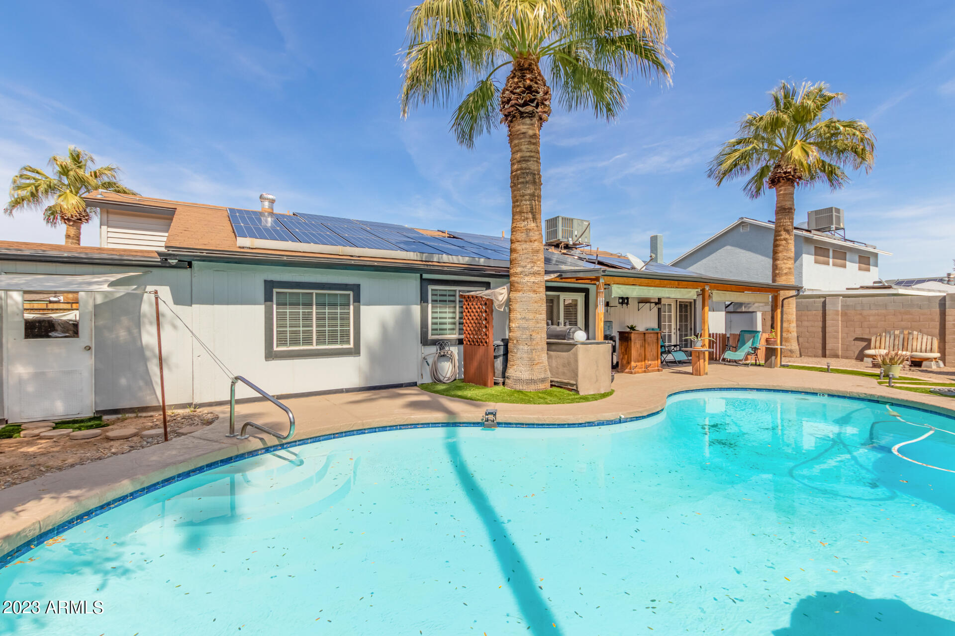 2355 W MONTE CRISTO Avenue W