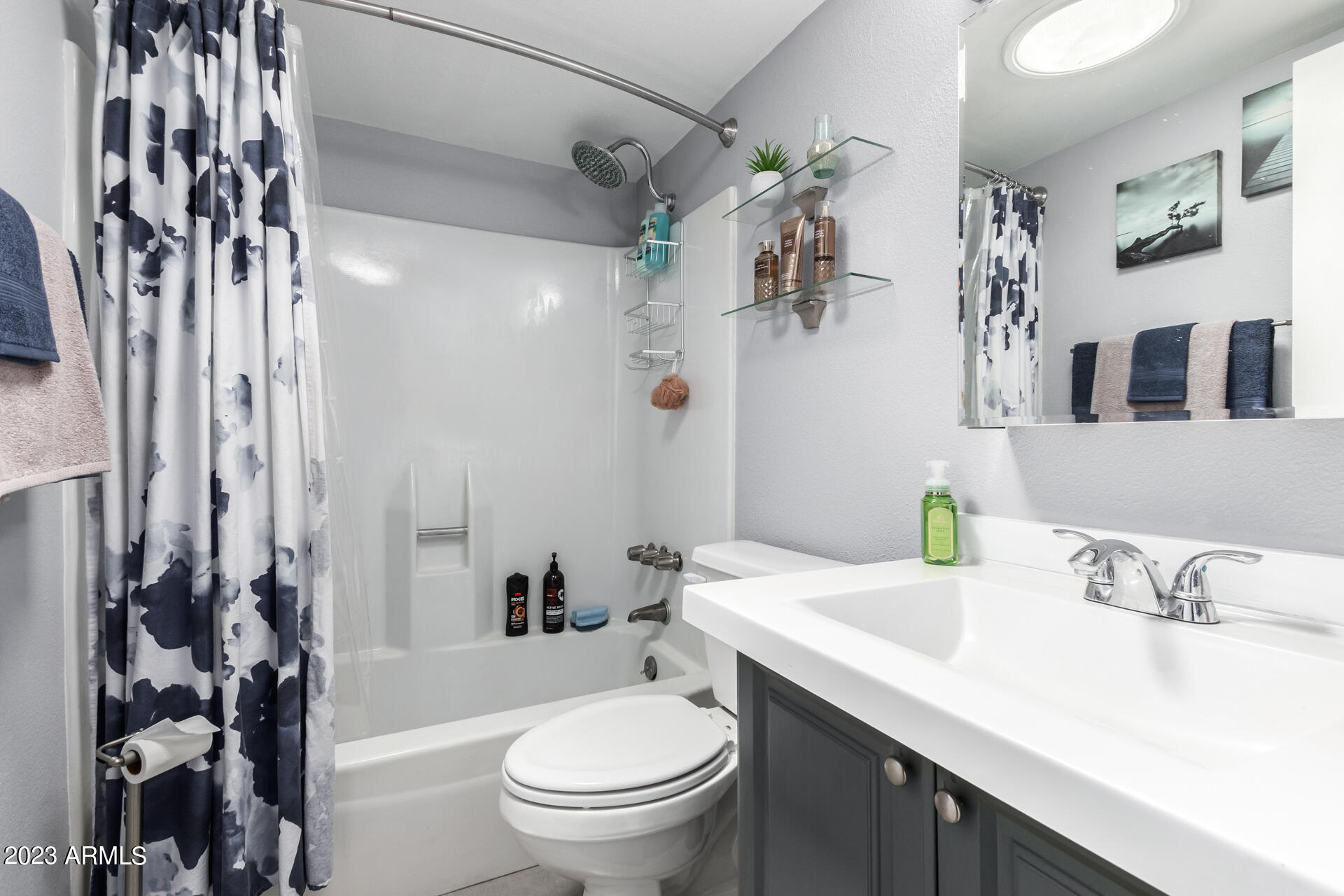 2355 W MONTE CRISTO Avenue W