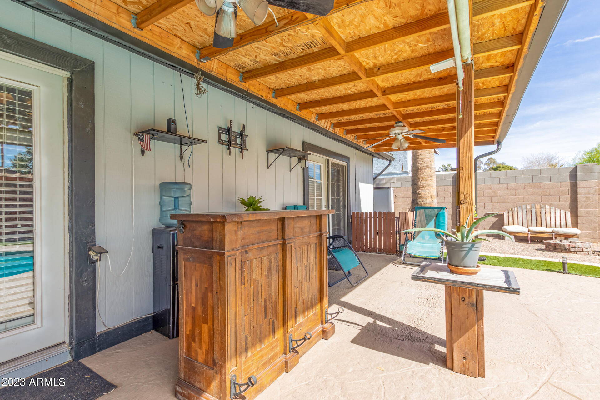 2355 W MONTE CRISTO Avenue W