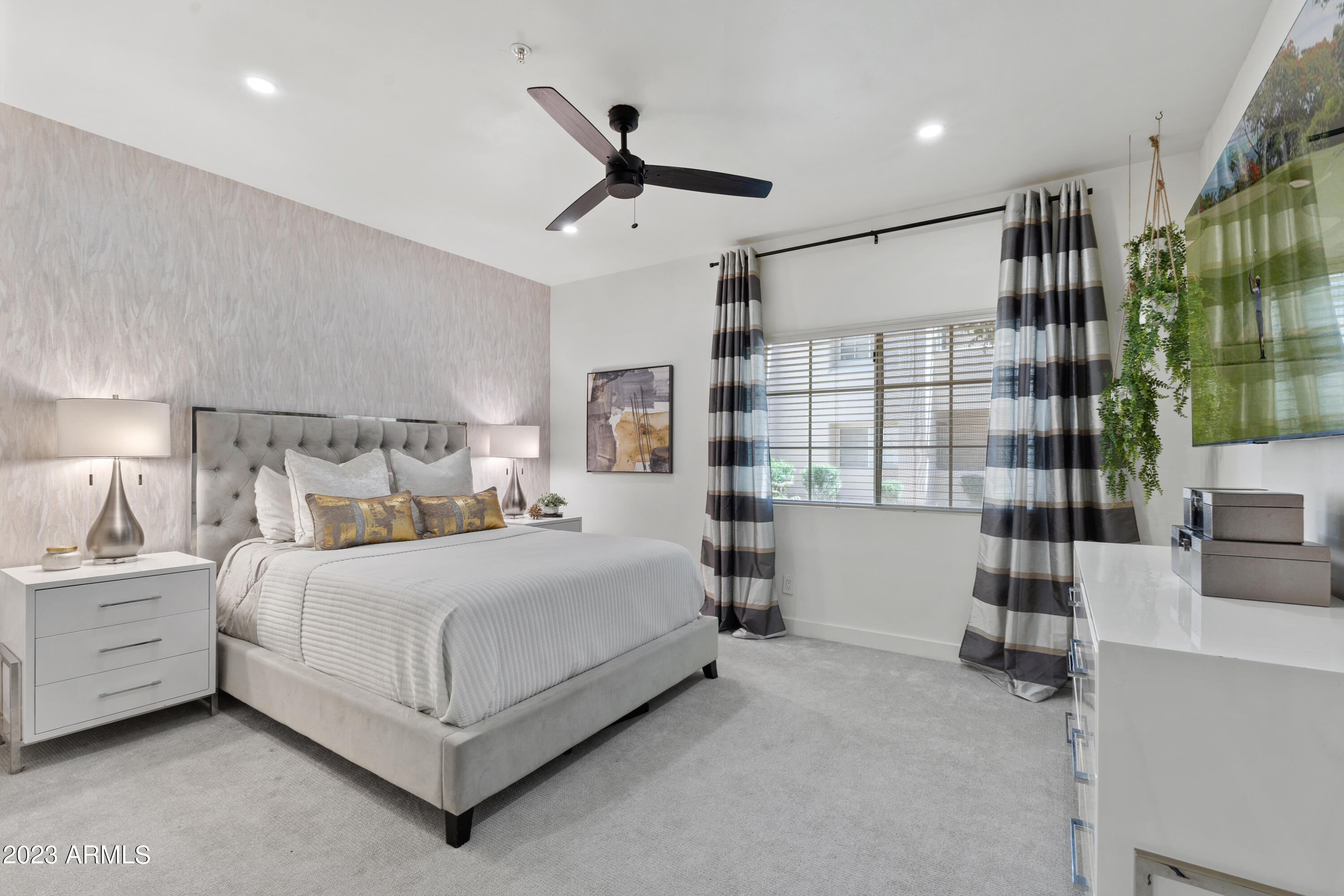 11333 N 92ND Street, 1075