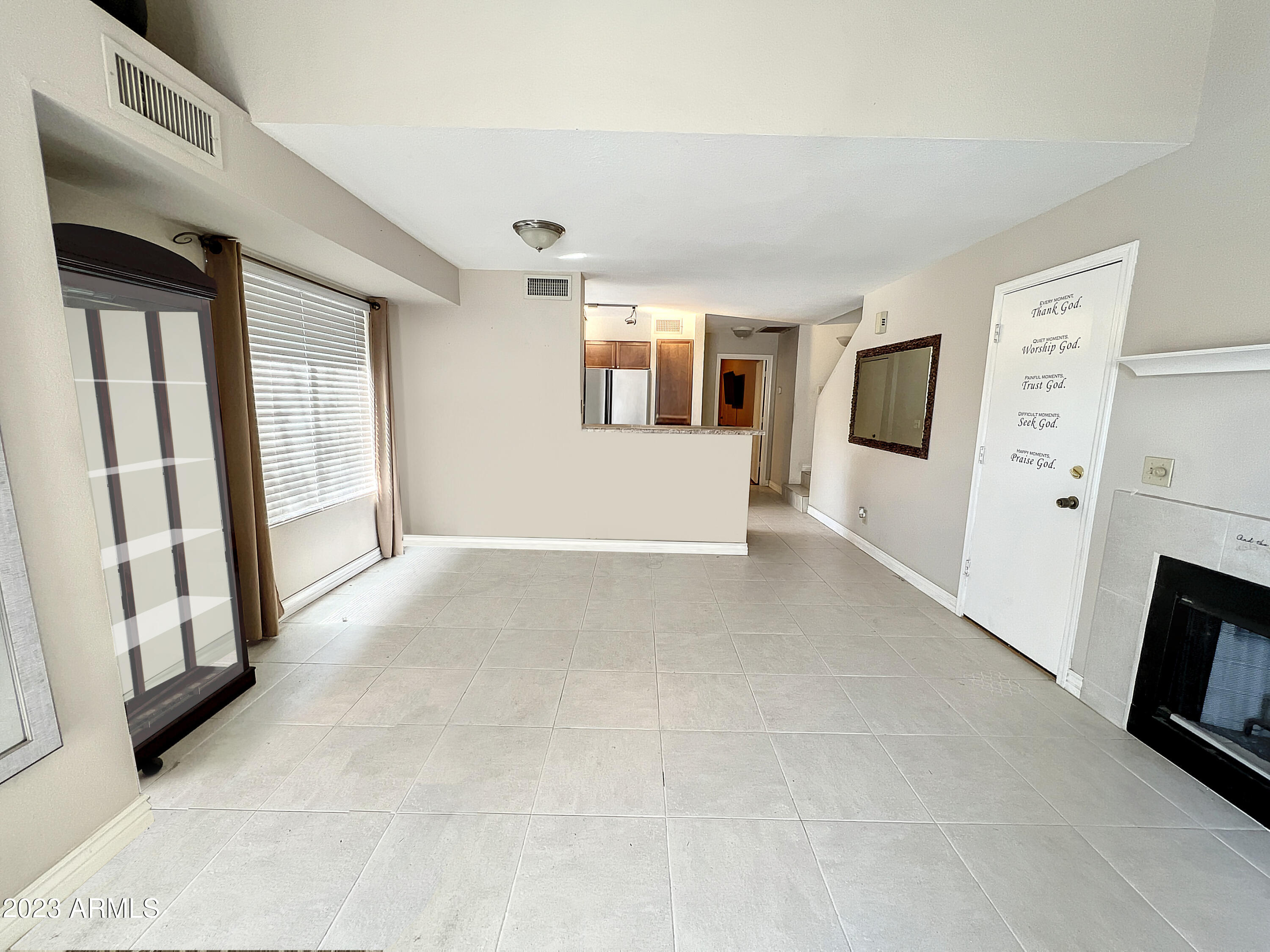 19820 N 13TH Avenue, 264