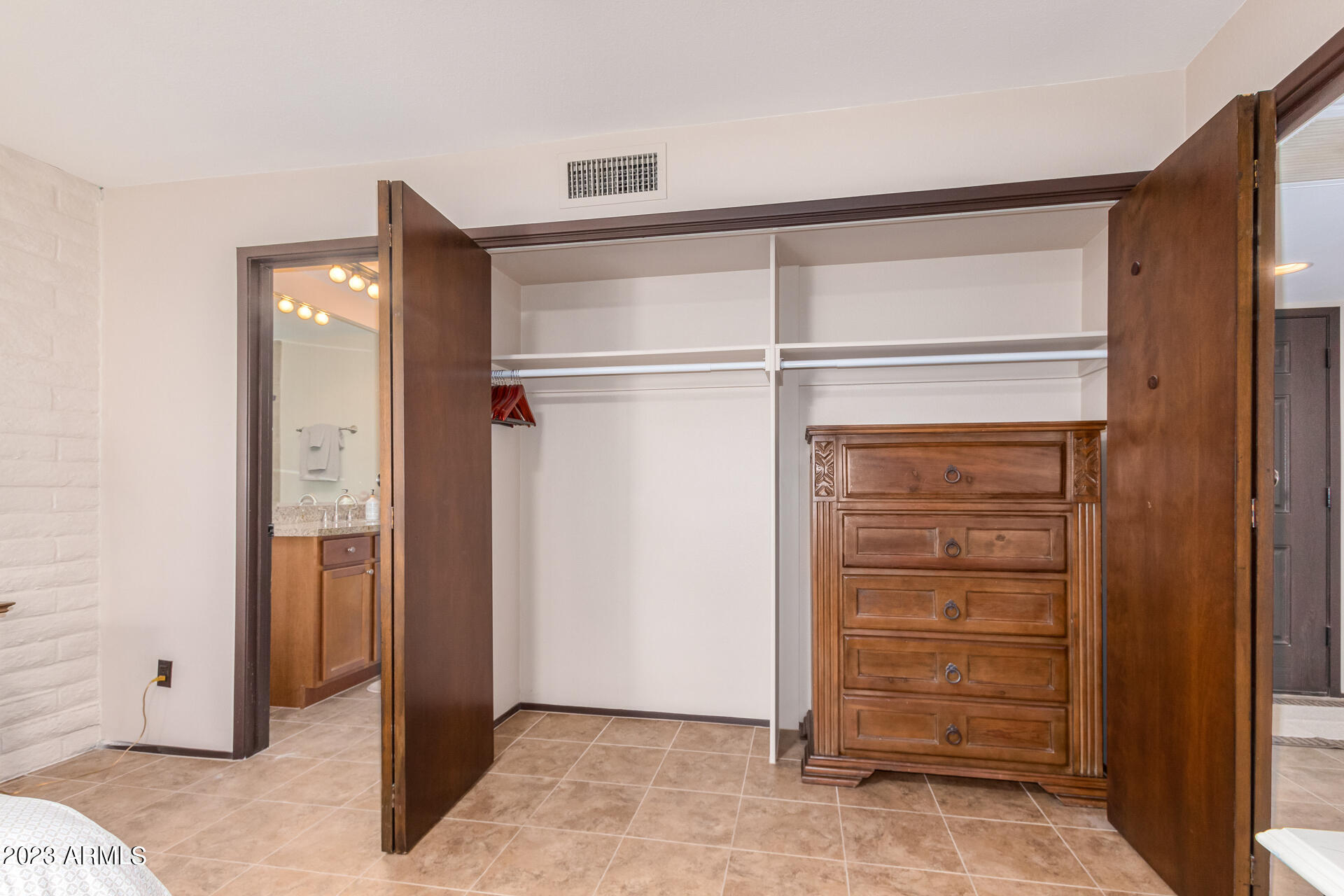 27250 N 64TH Street, 13