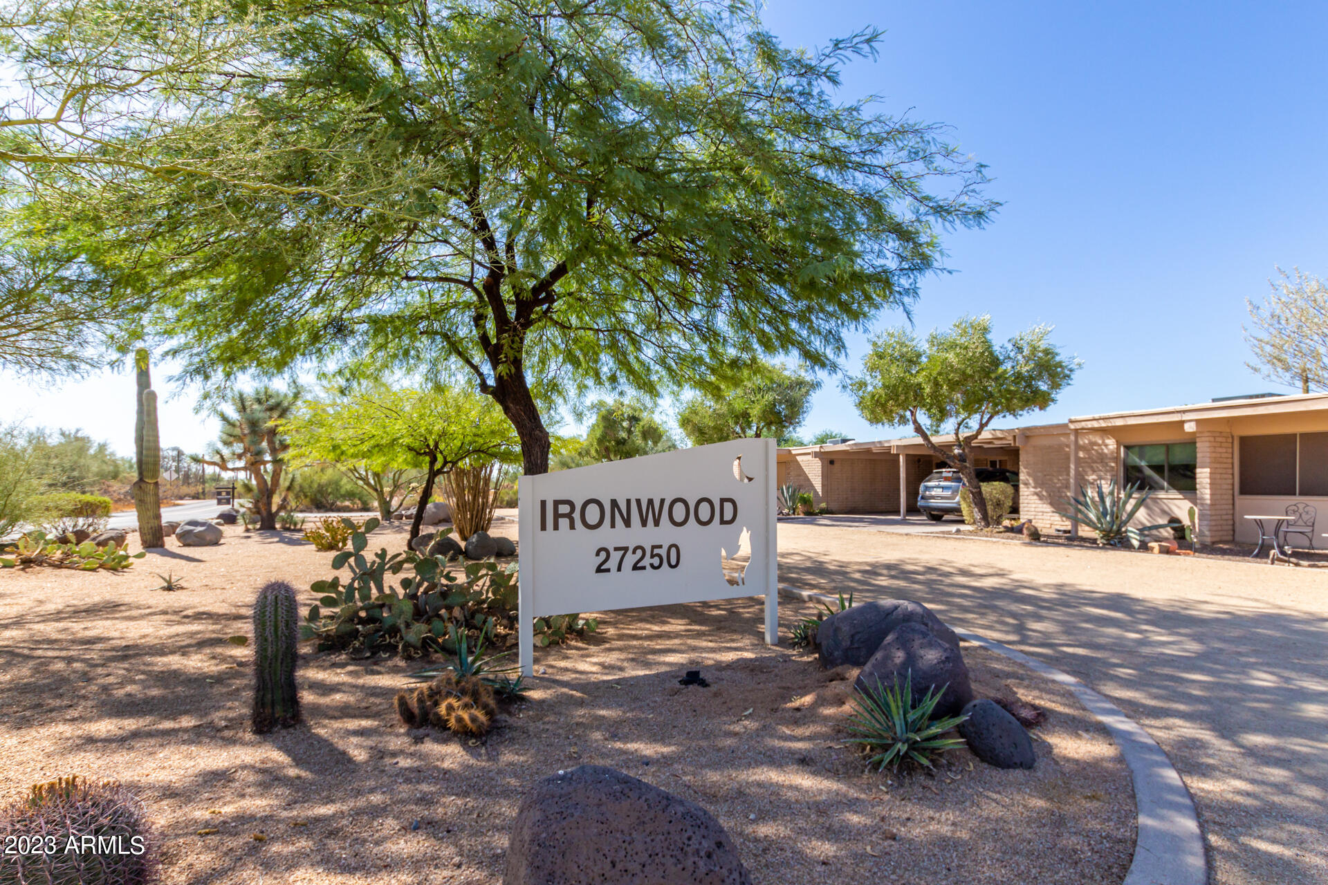 27250 N 64TH Street, 13