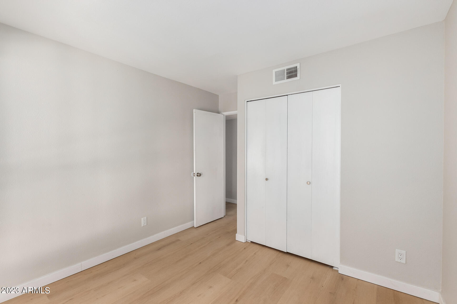 3131 W COCHISE Drive, 225