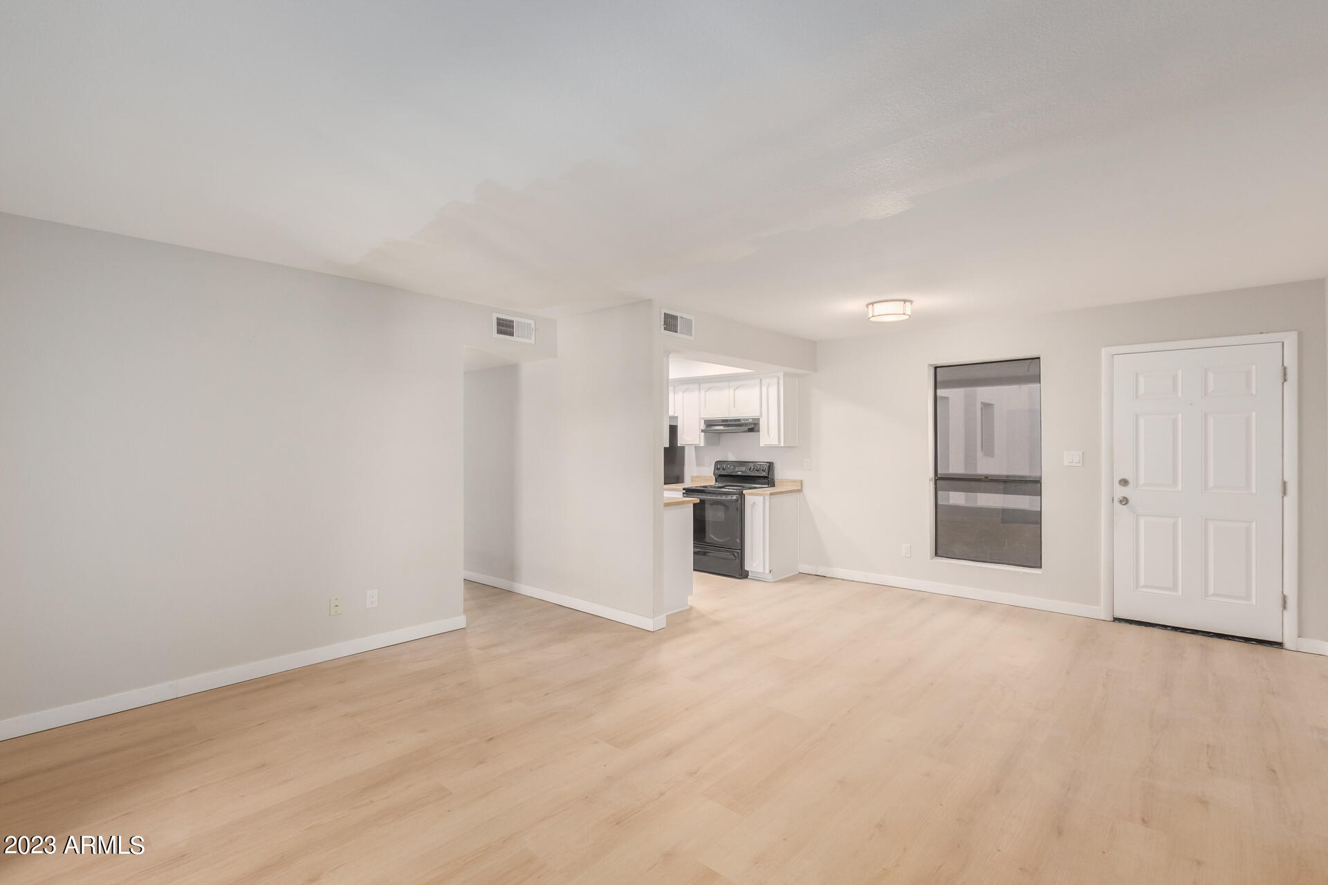 3131 W COCHISE Drive, 225