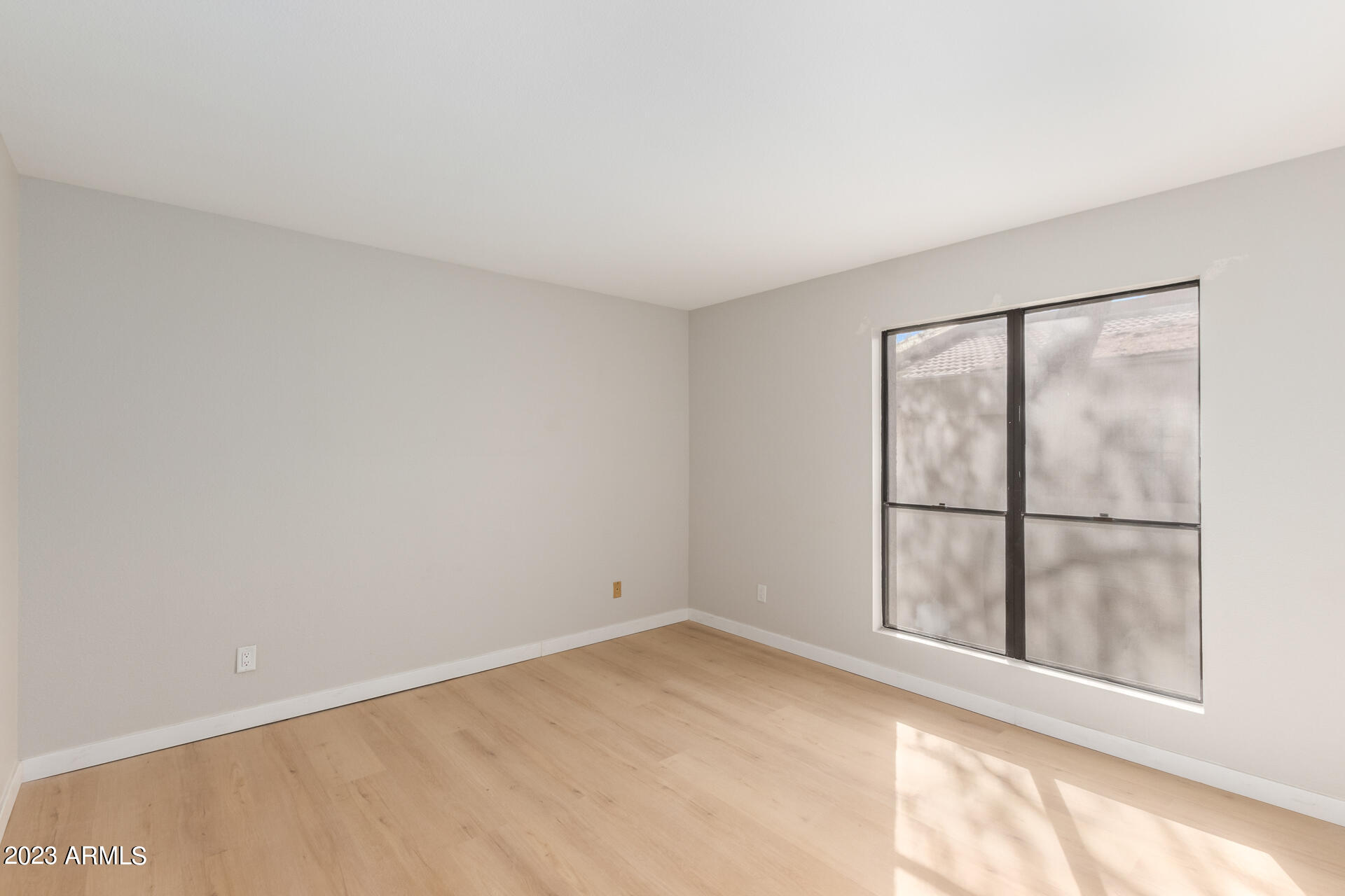 3131 W COCHISE Drive, 225