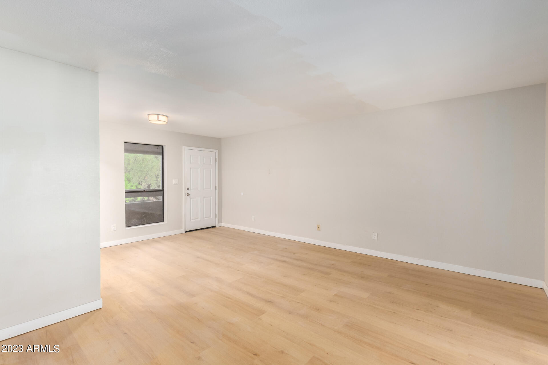 3131 W COCHISE Drive, 225