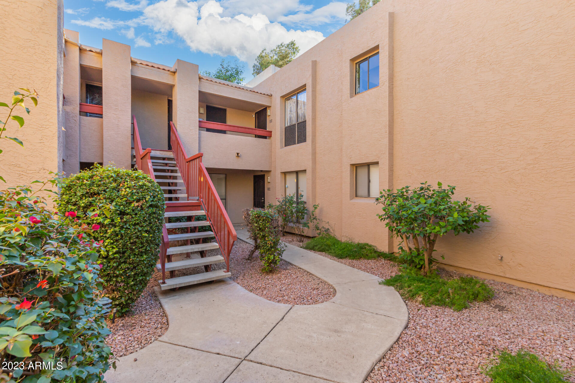 3131 W COCHISE Drive, 225