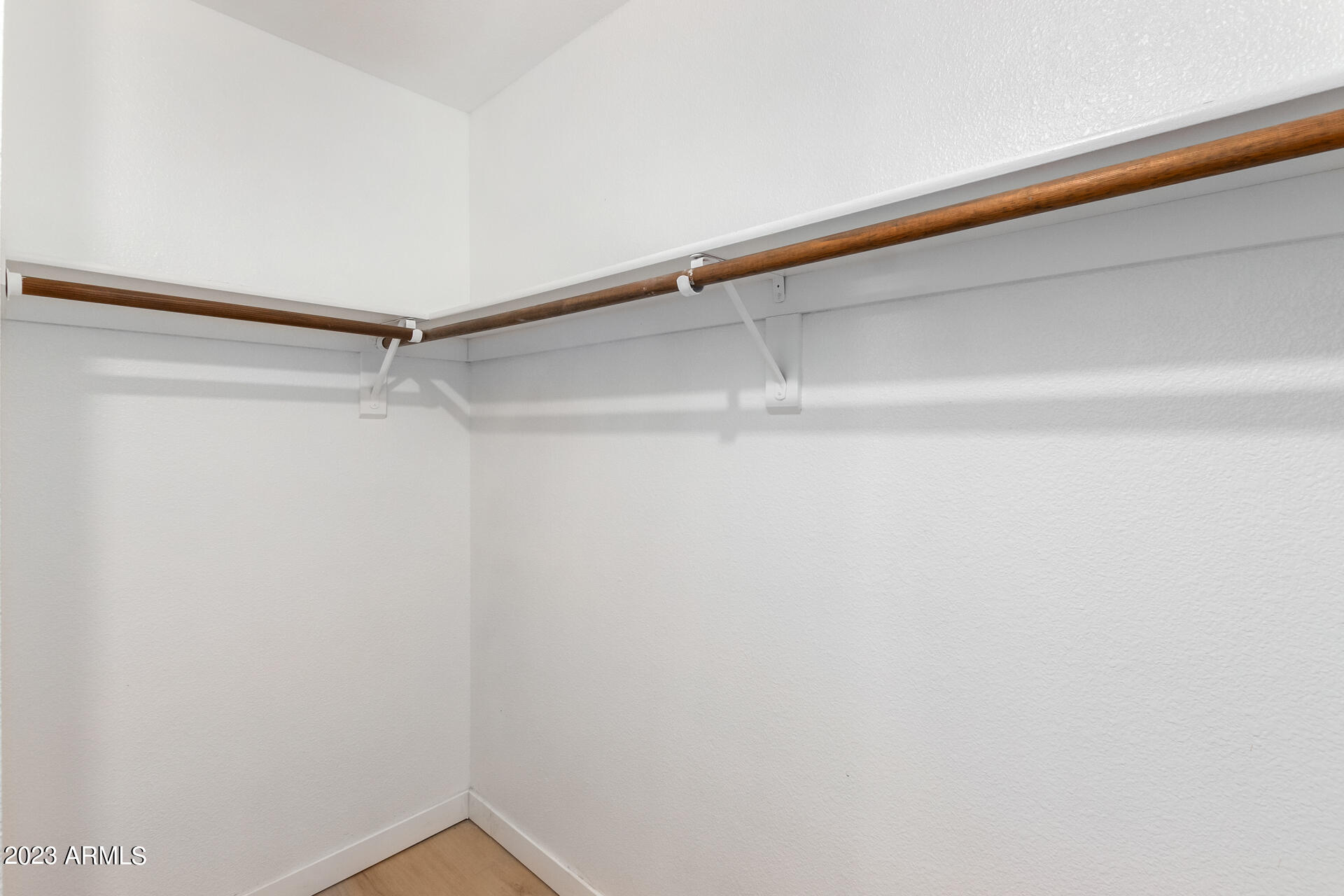 3131 W COCHISE Drive, 225