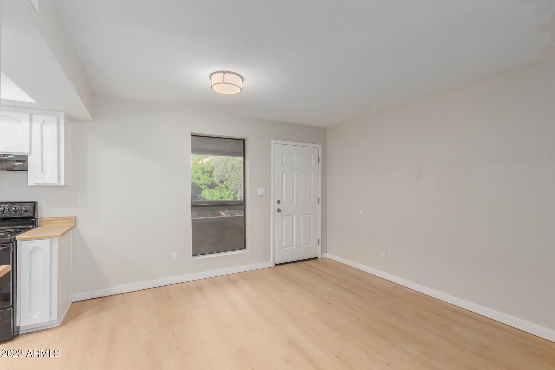 3131 W COCHISE Drive, 225