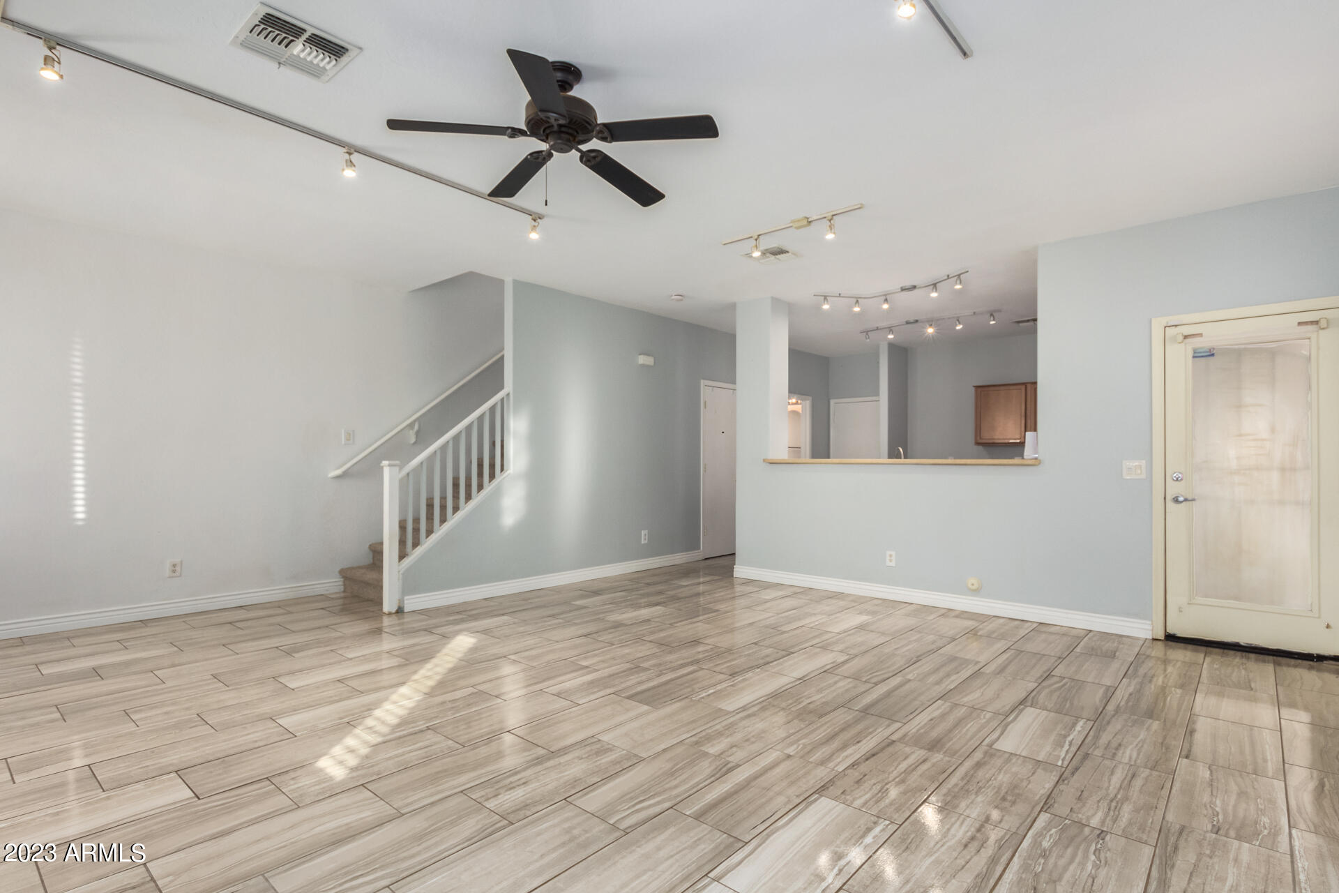 5164 W ALBENIZ Place