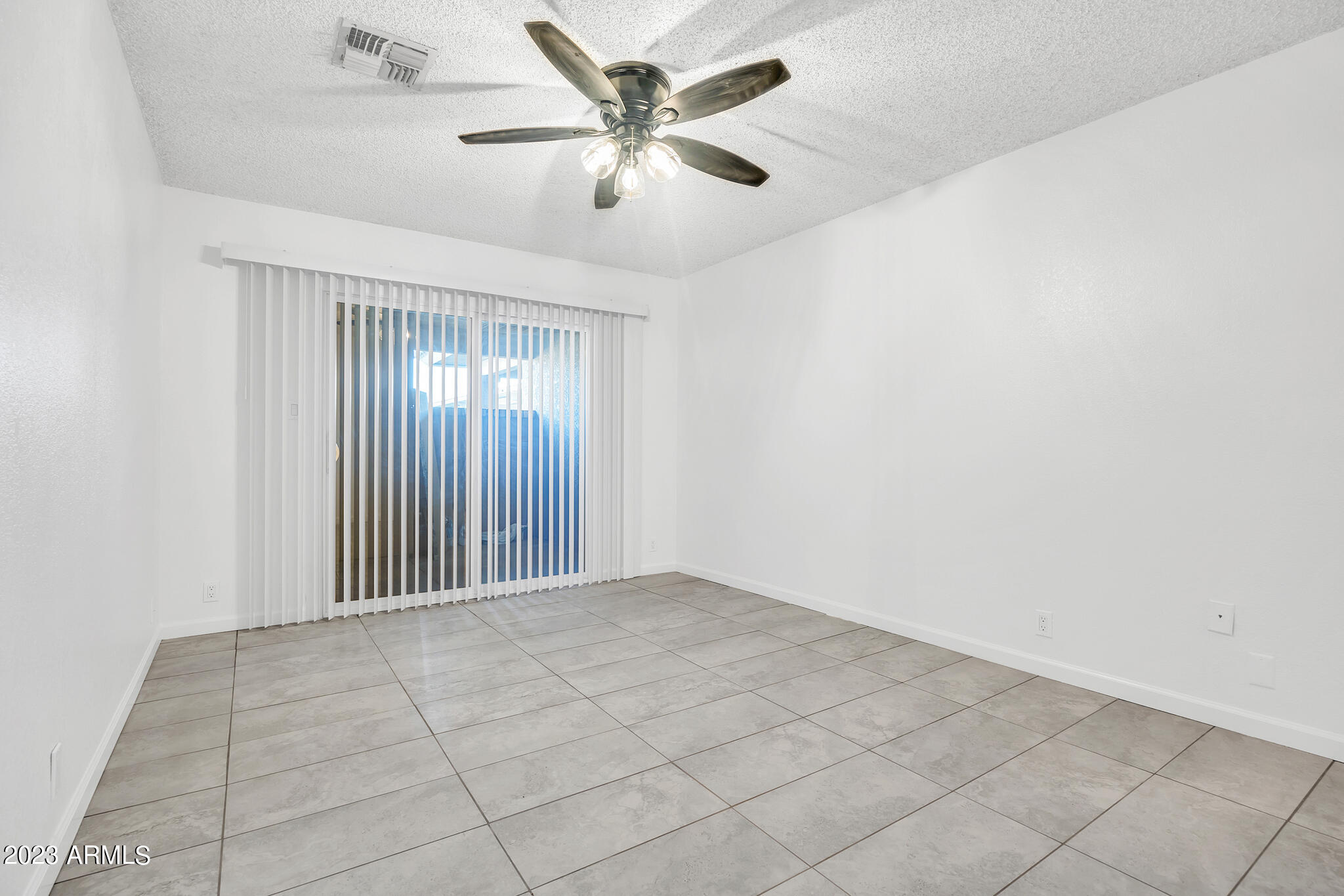 408 W BLACKHAWK Drive, 7