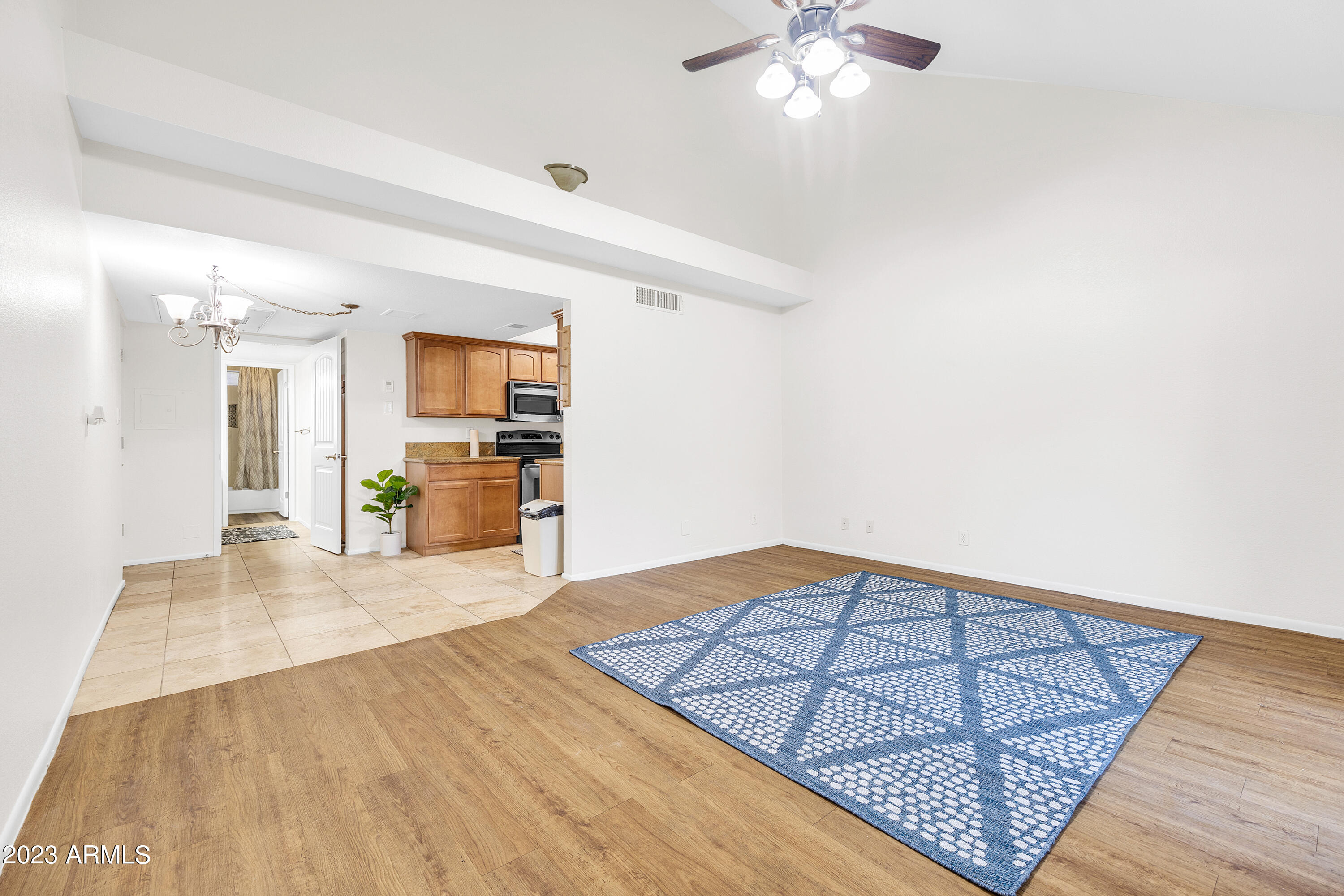 3807 N 30TH Street, 42