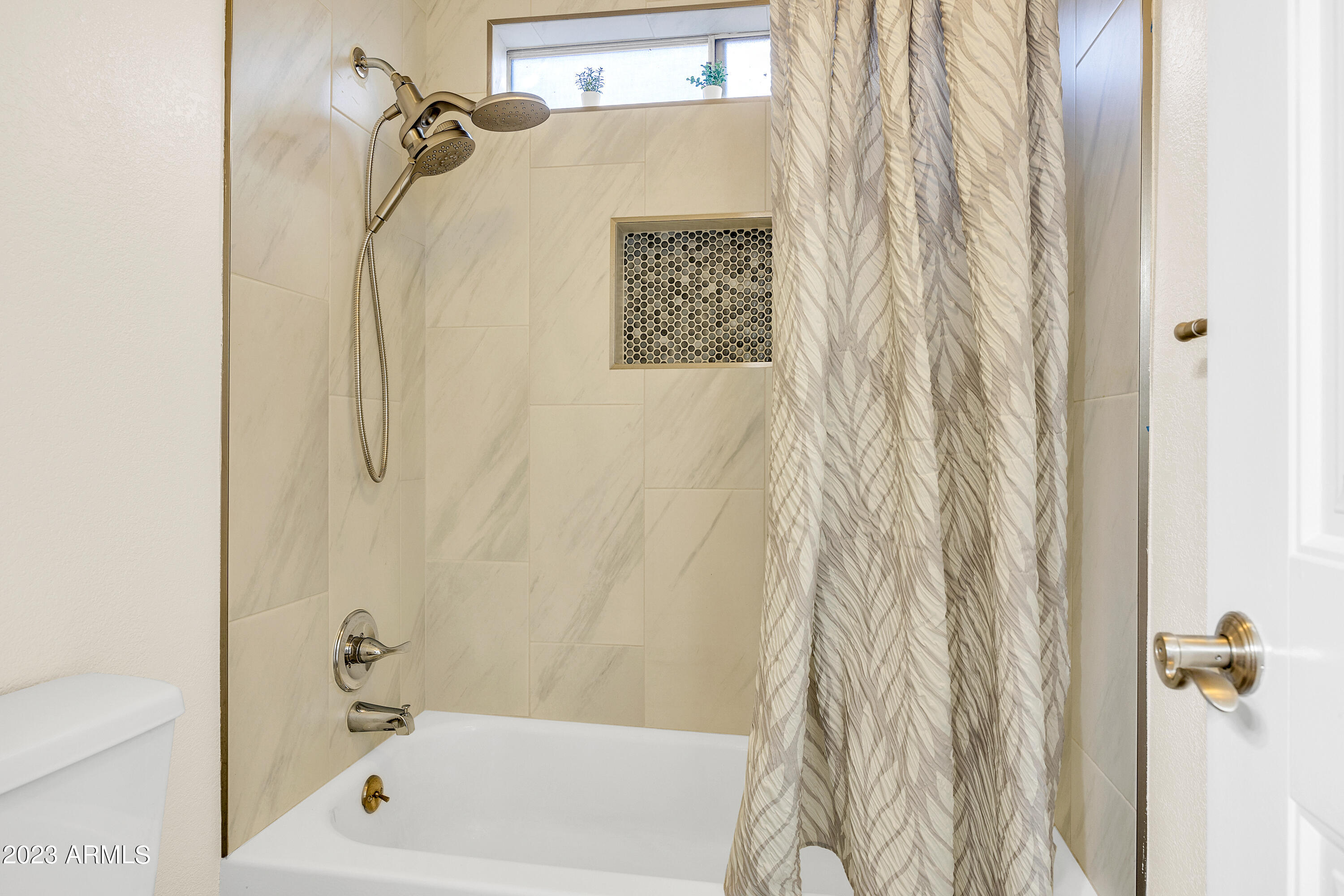 3807 N 30TH Street, 42