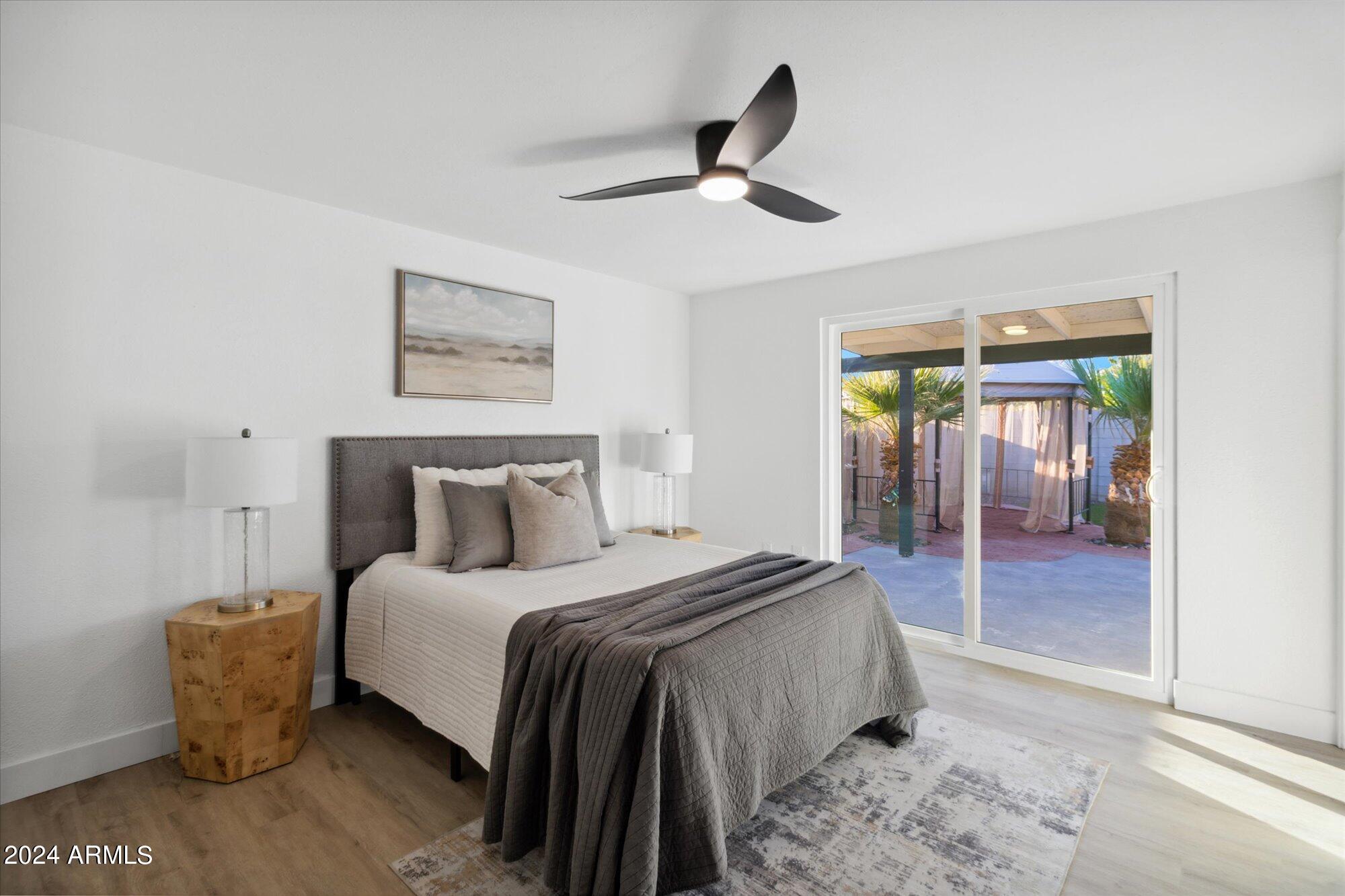 3621 E PERSHING Avenue