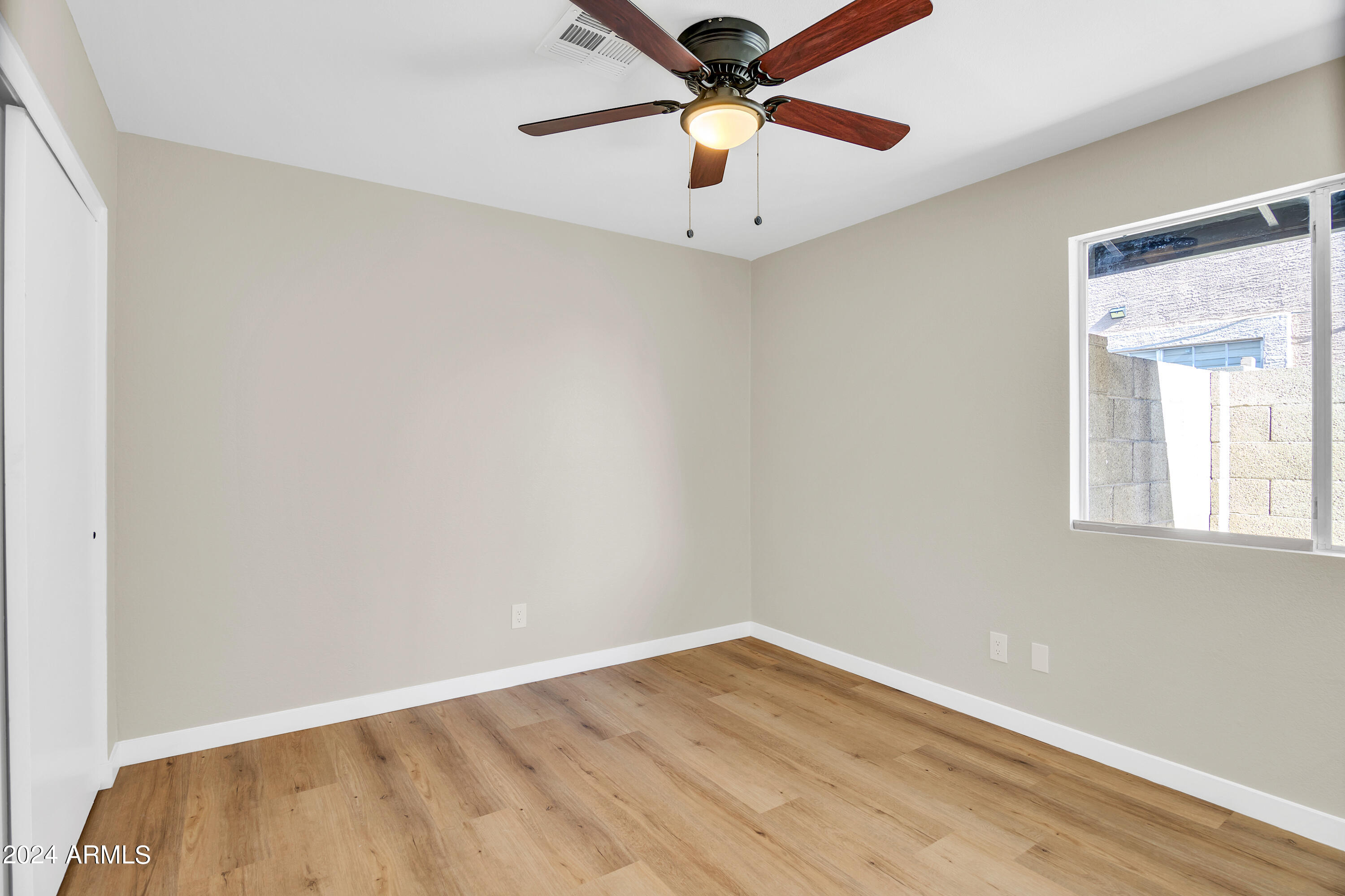 8431 W CAMPBELL Avenue