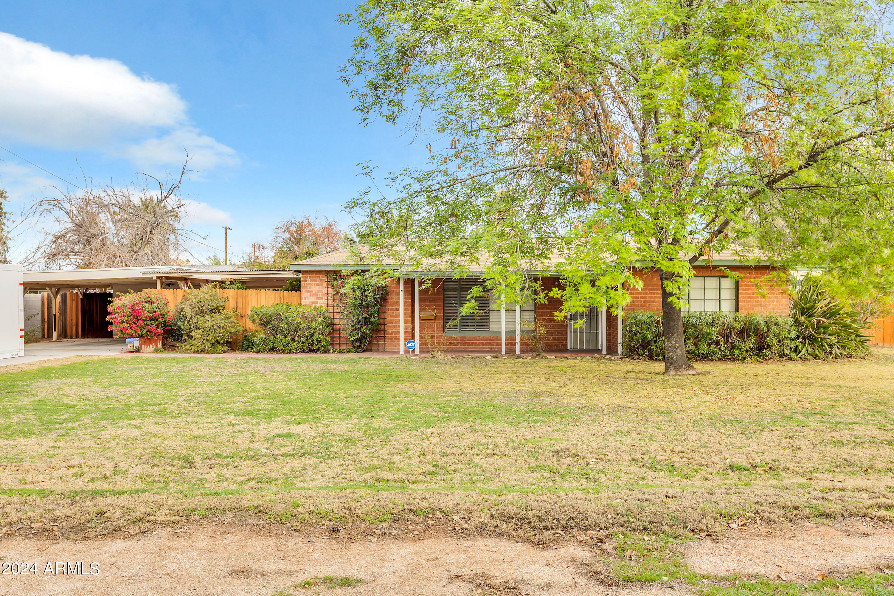 2430 E SHERIDAN Street