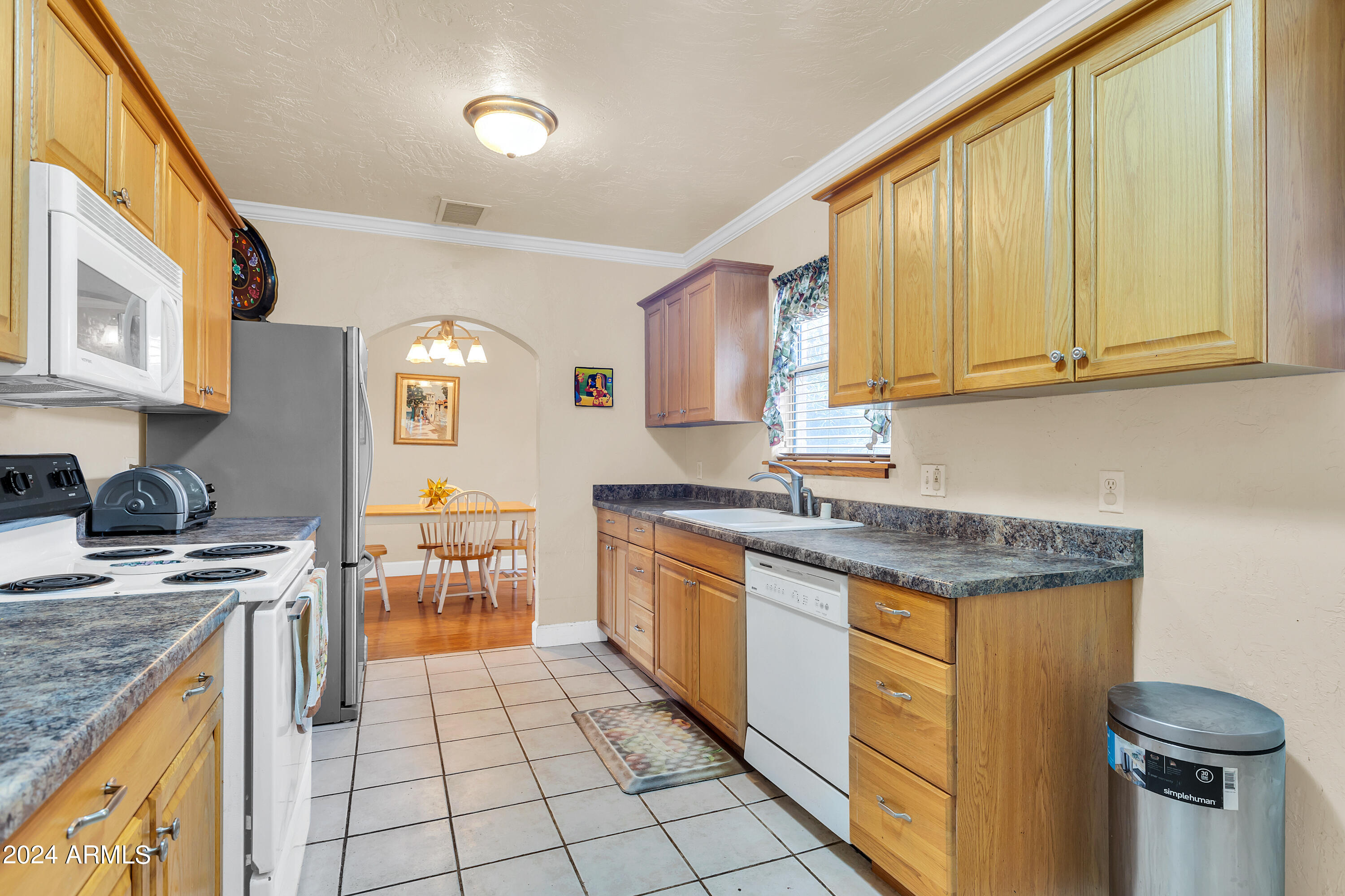 2430 E SHERIDAN Street