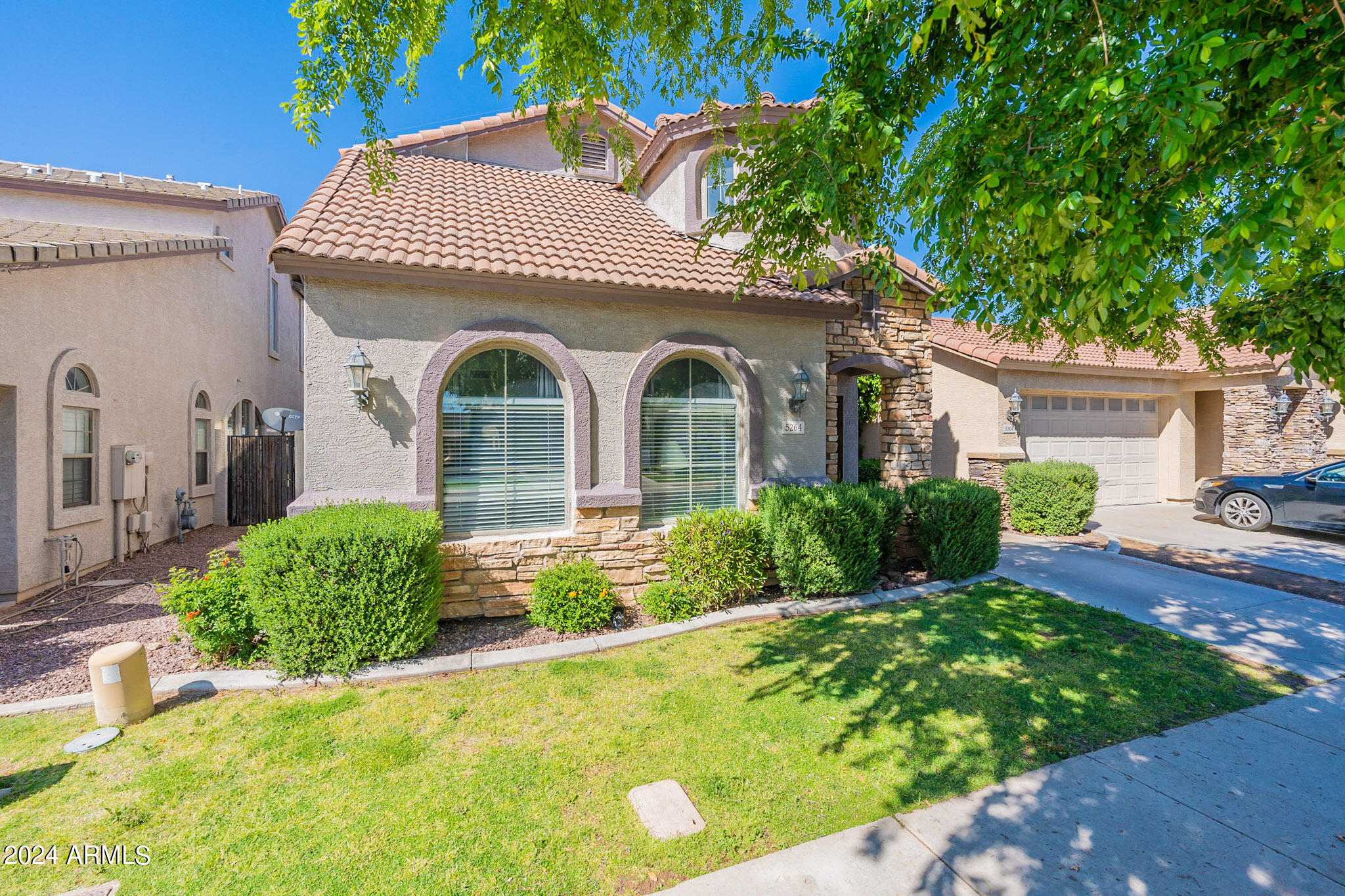 5264 E HOPI Avenue