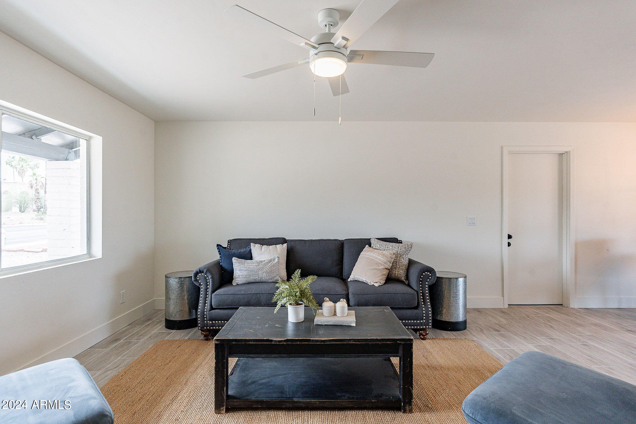 2120 E GREENWAY Road